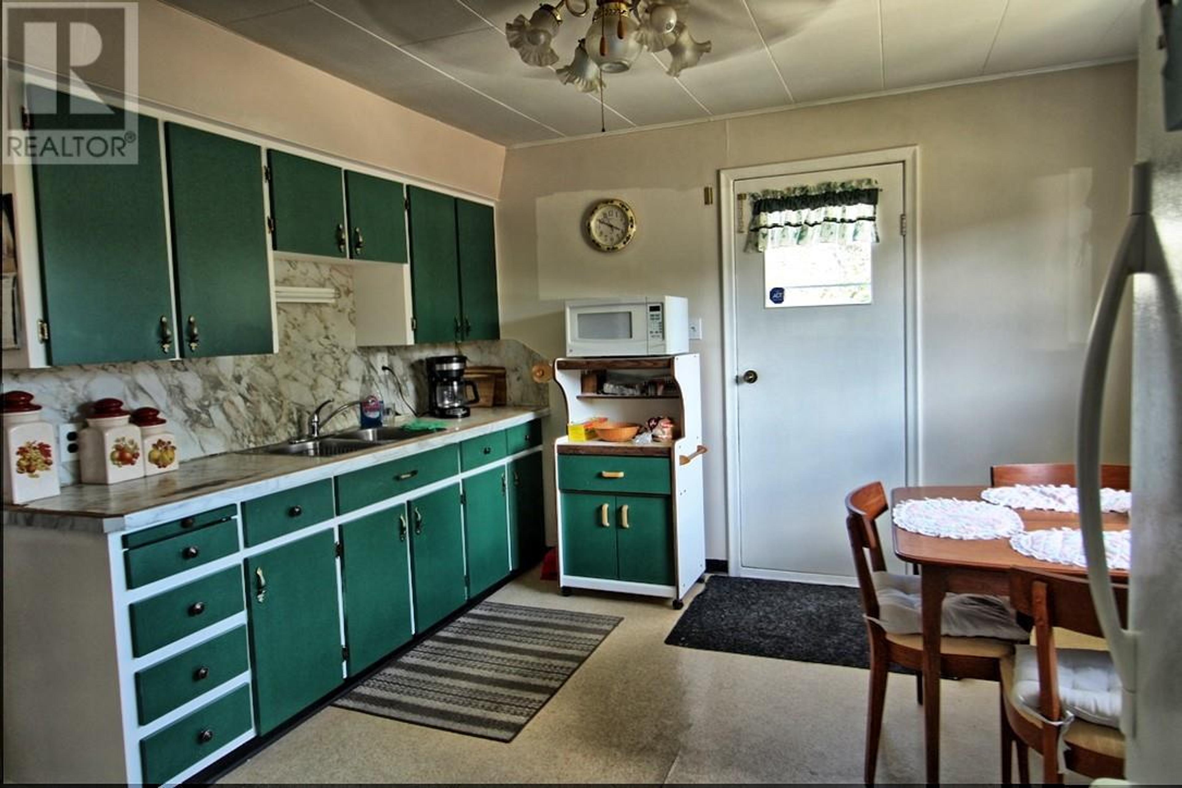 287 BIRCH AVENUE - Image 3