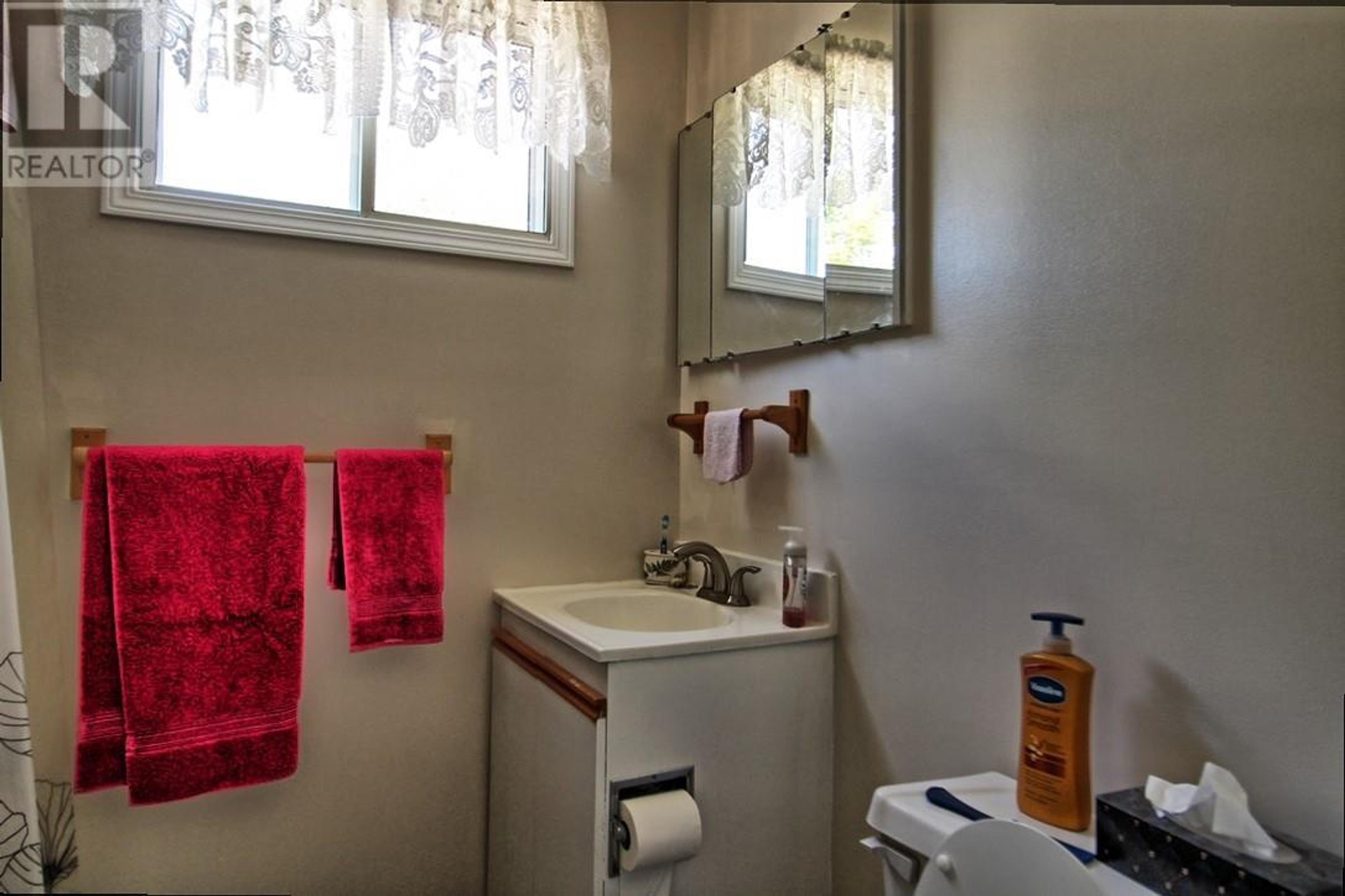 287 BIRCH AVENUE - Image 9