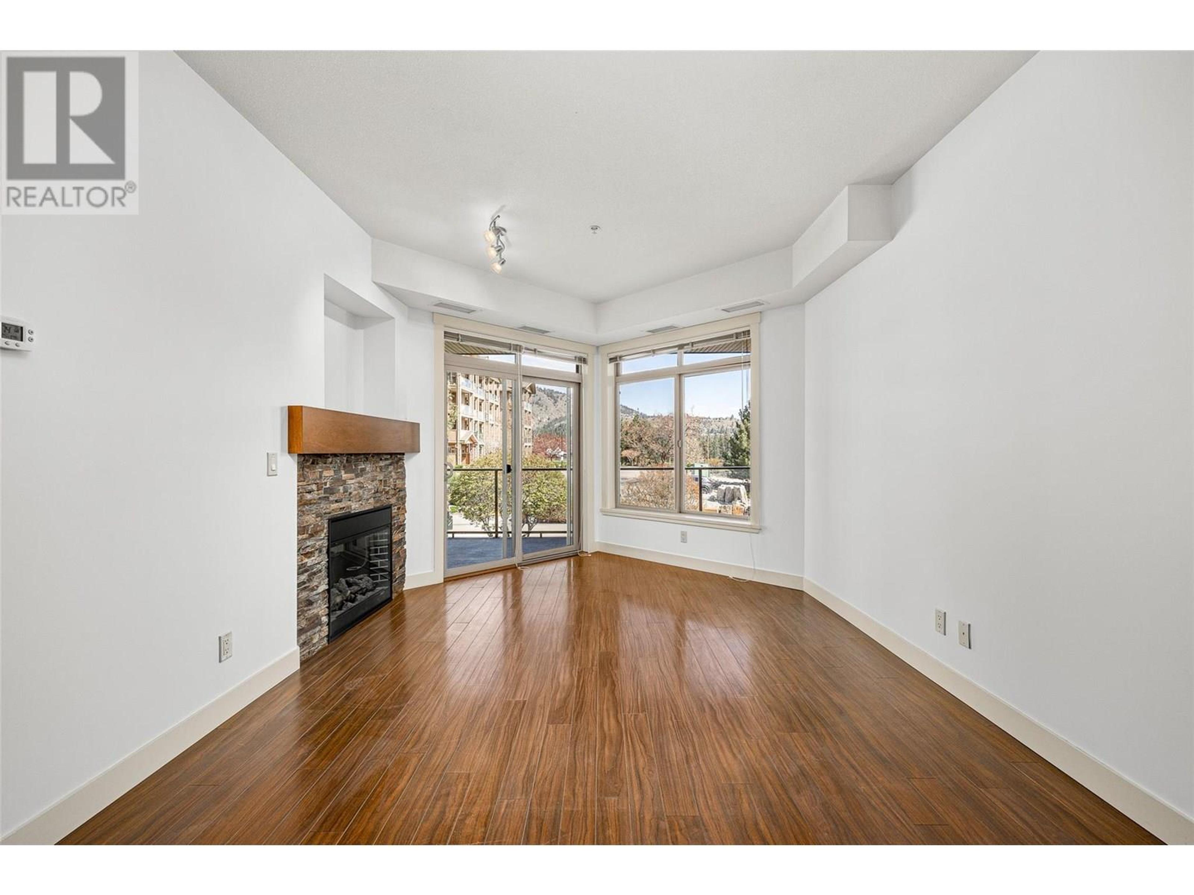 #215 3533 CARRINGTON ROAD - Image 15