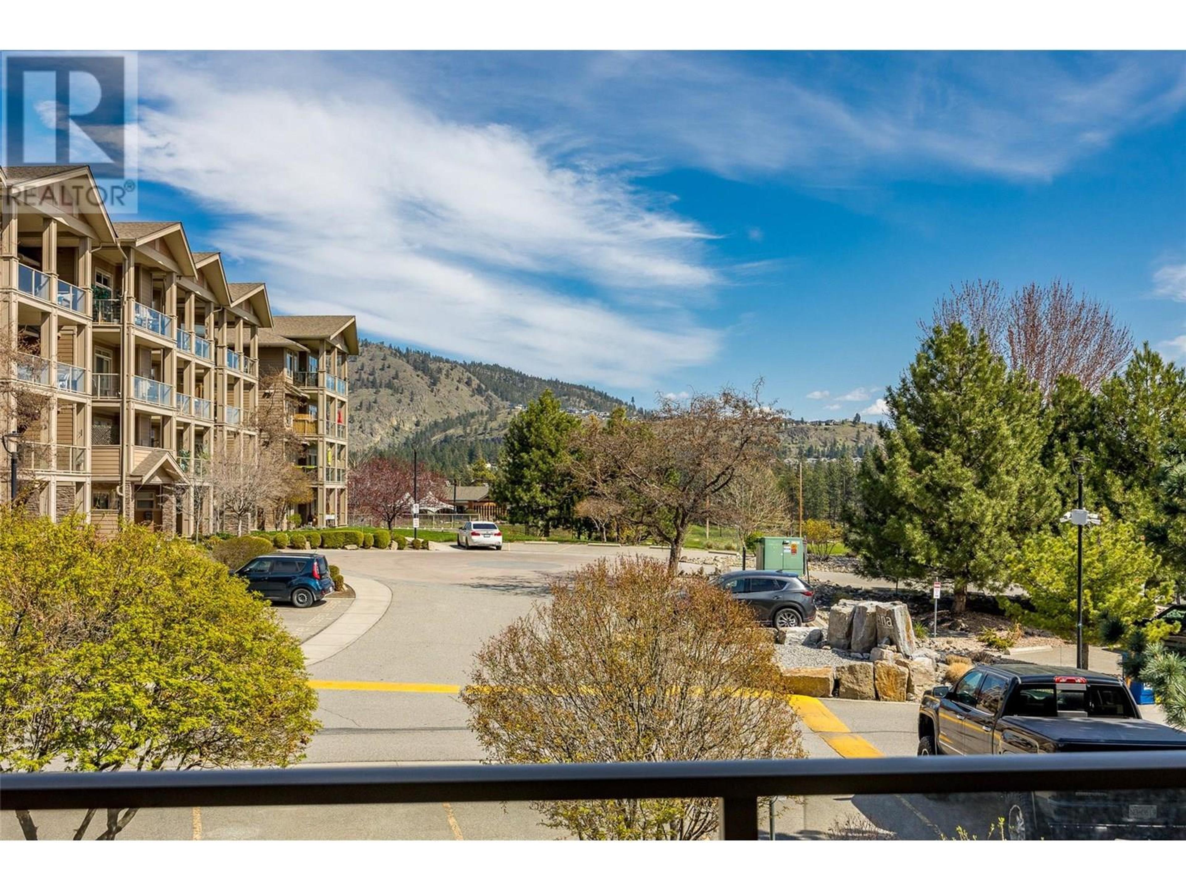 #215 3533 CARRINGTON ROAD - Image 23
