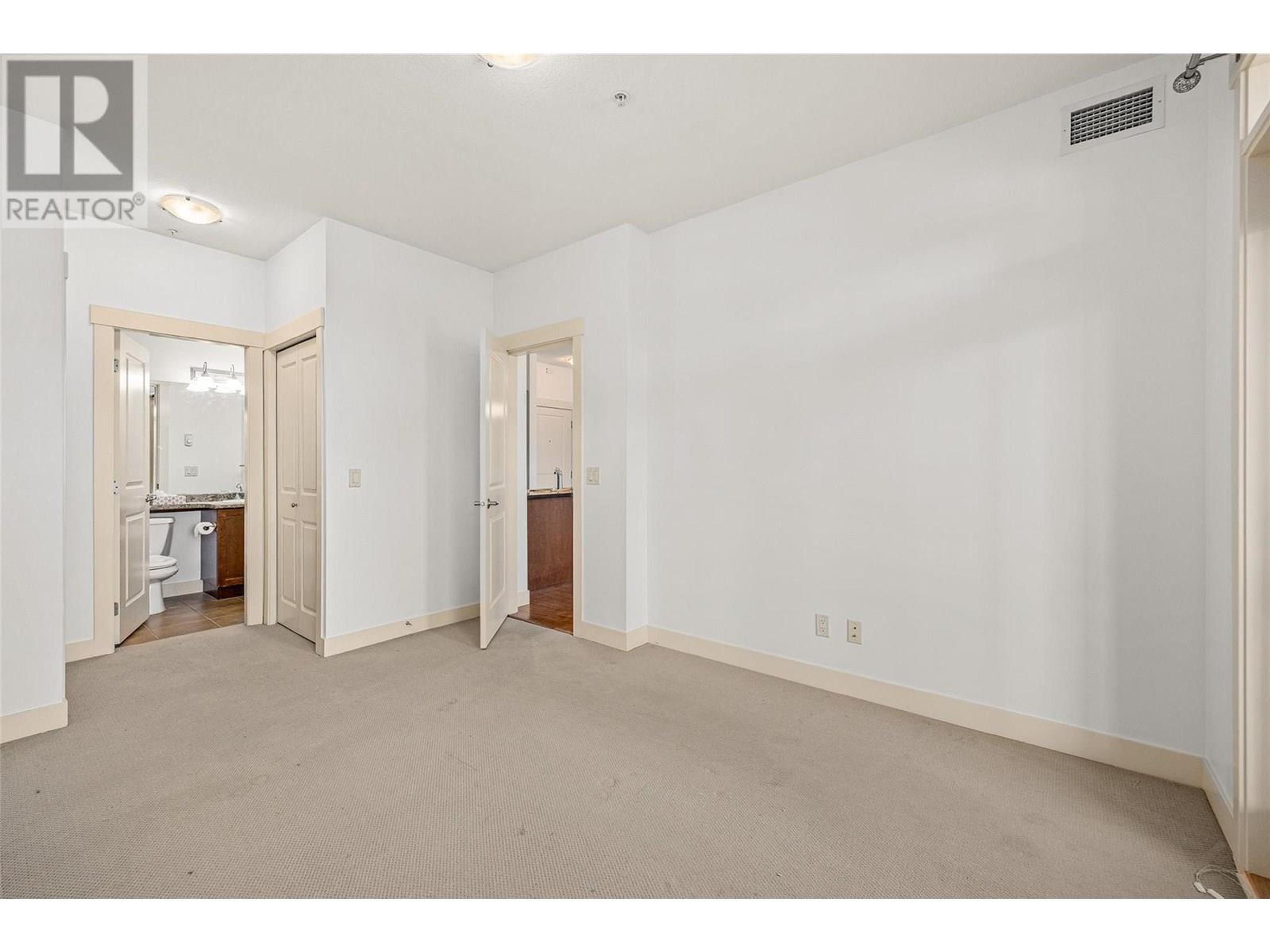 #215 3533 CARRINGTON ROAD - Image 26