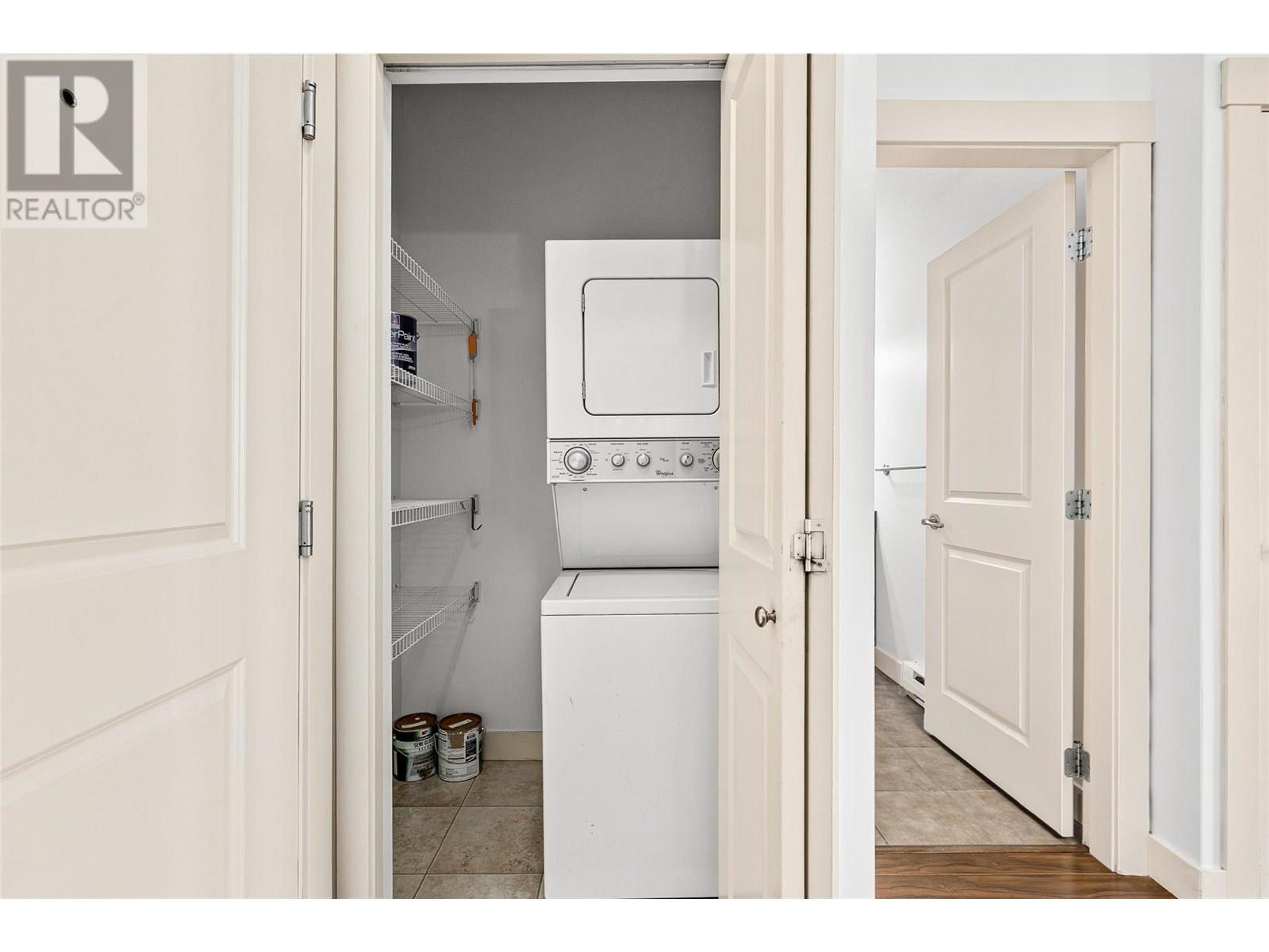 #215 3533 CARRINGTON ROAD - Image 32