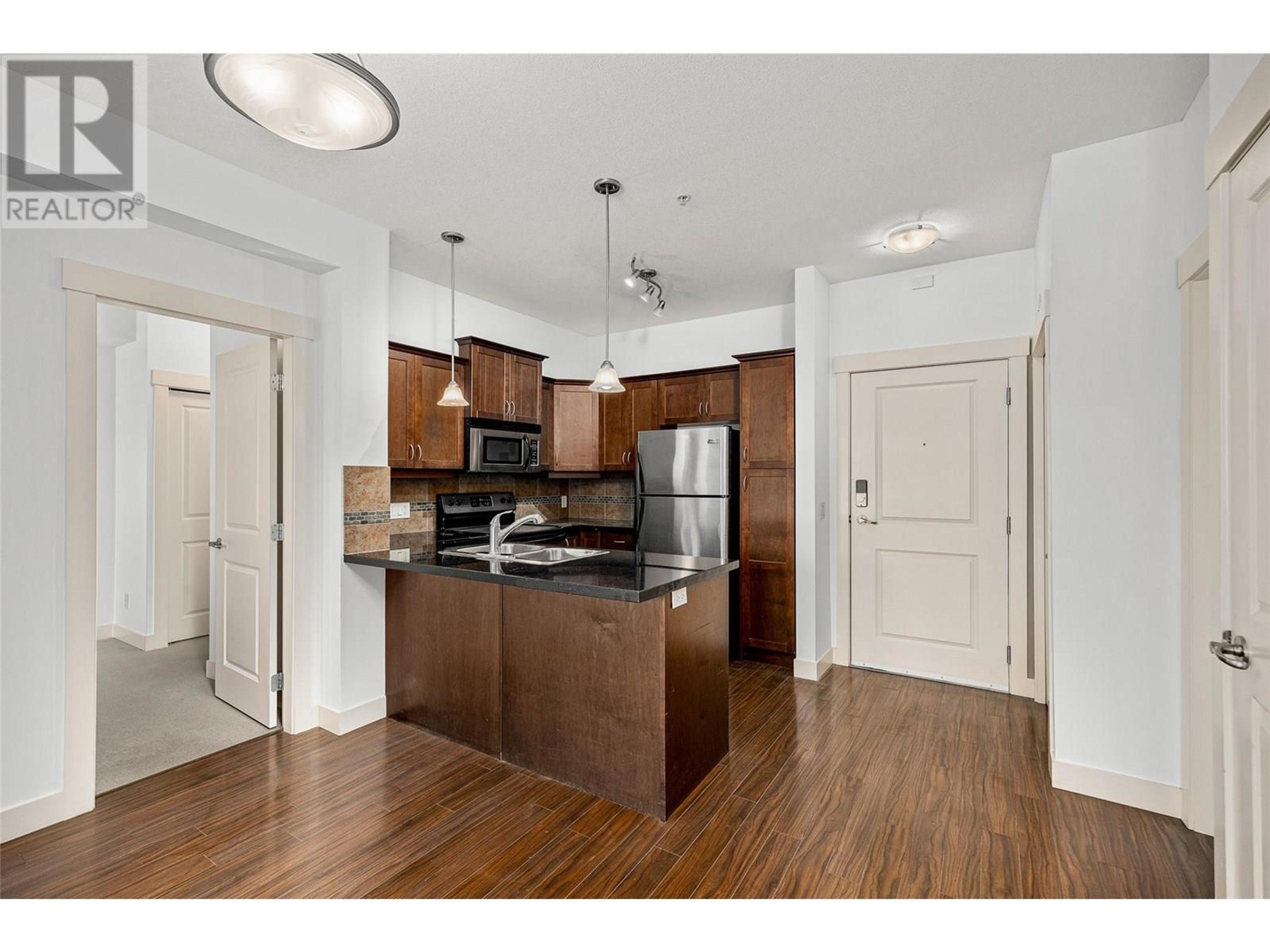 #215 3533 CARRINGTON ROAD - Image 9