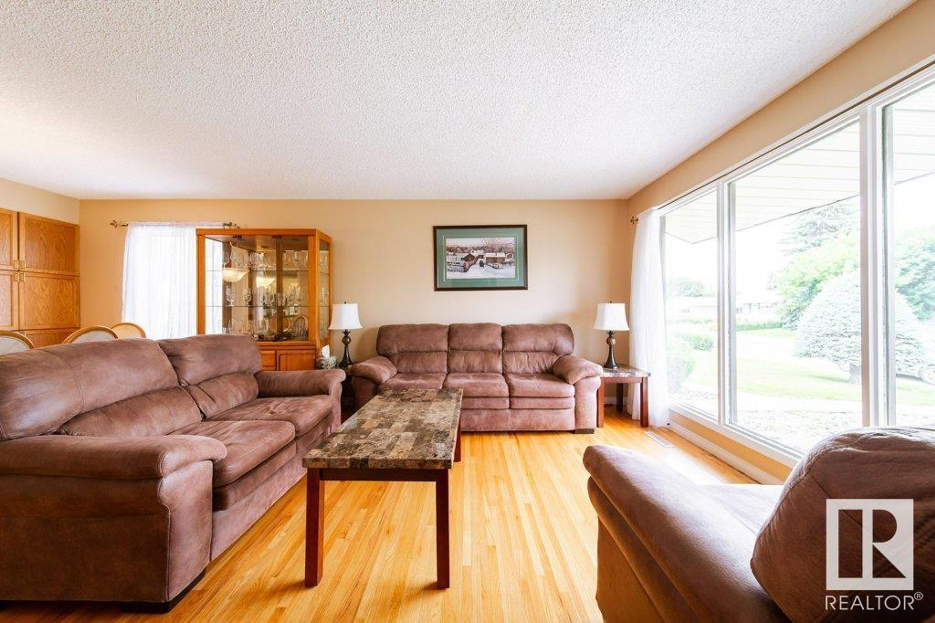 15629 83 AV NW - Image 3