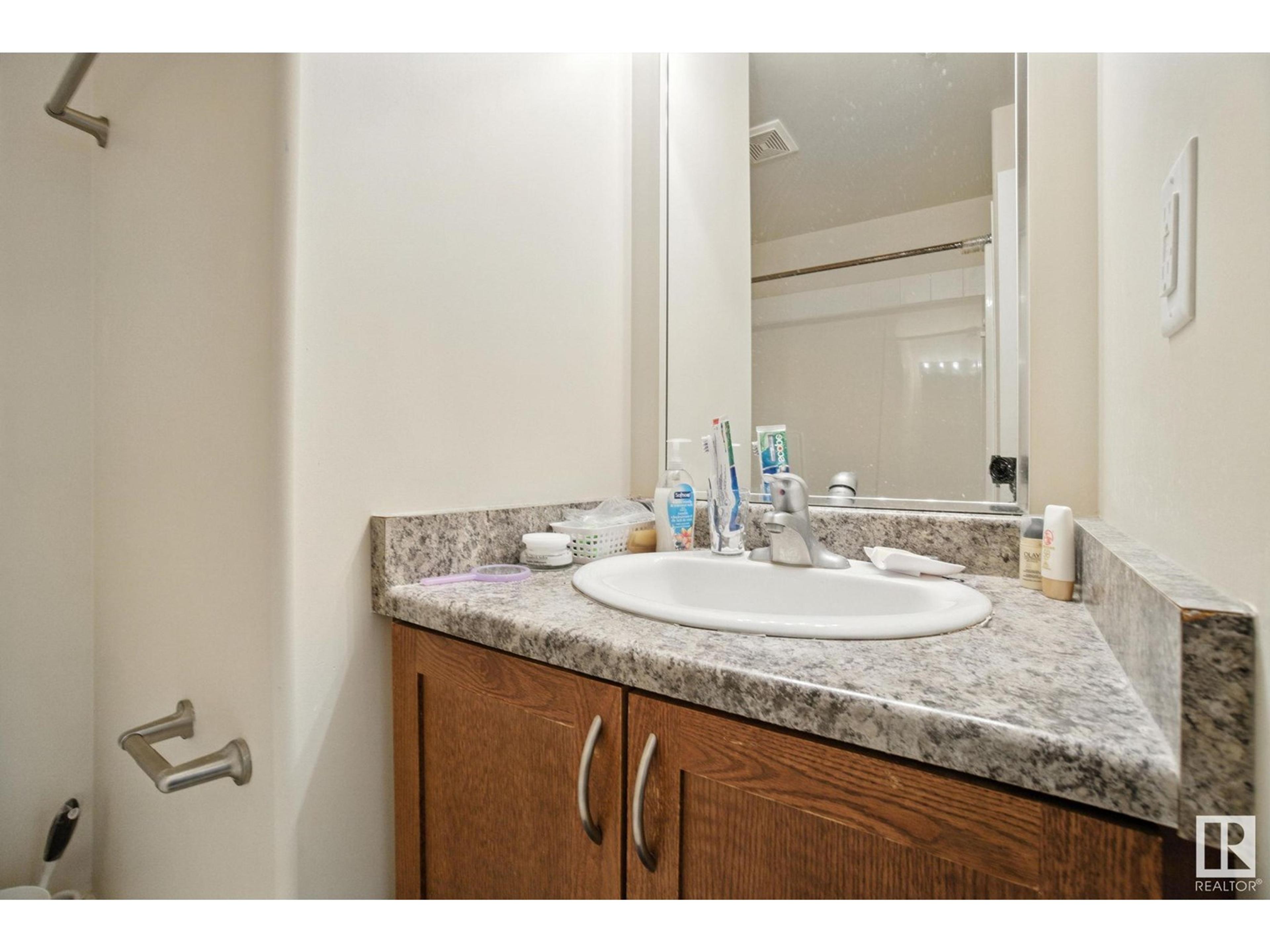 #1008 9939 109 ST NW - Image 24