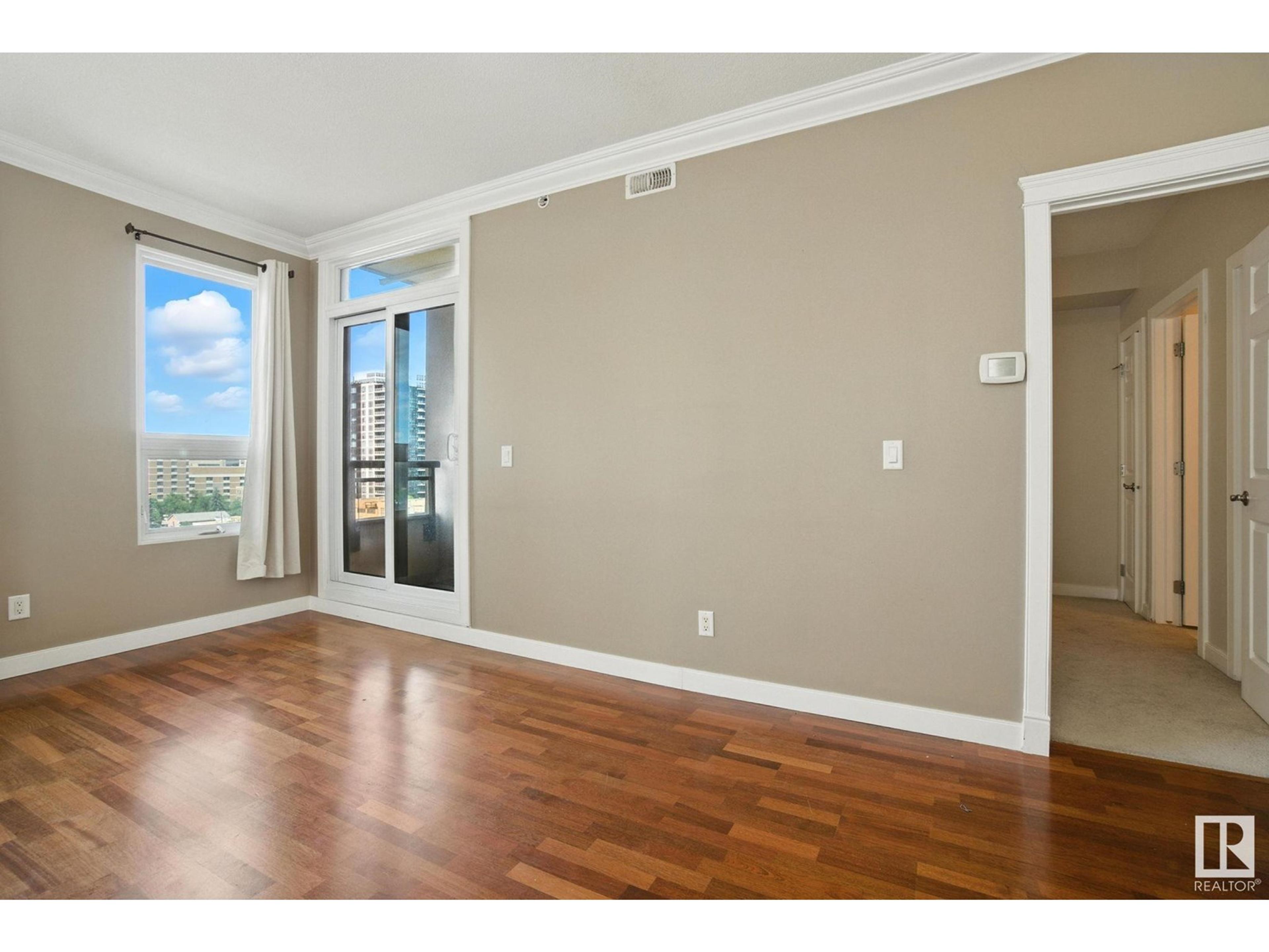 #1008 9939 109 ST NW - Image 13