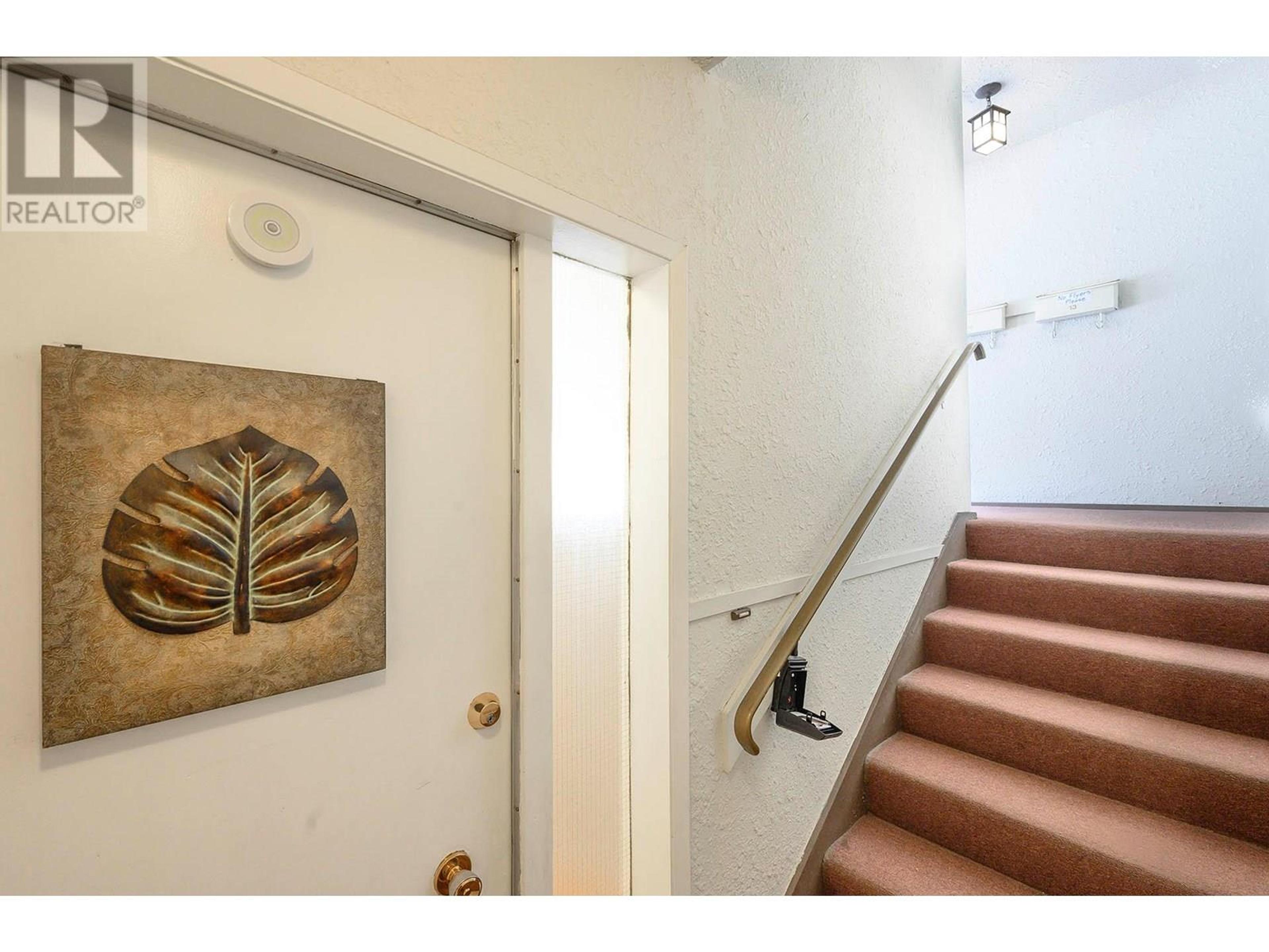 #13 137 MCGILL ROAD - Image 19