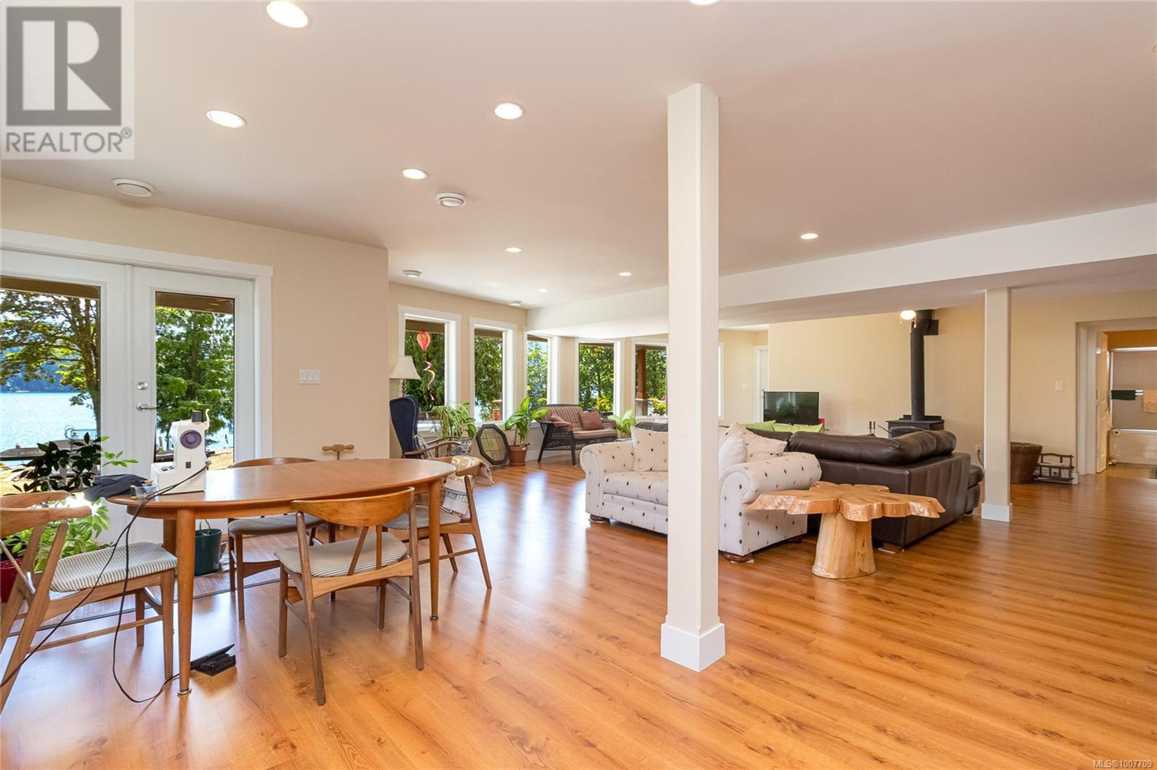 10146 YOUBOU RD - Image 34