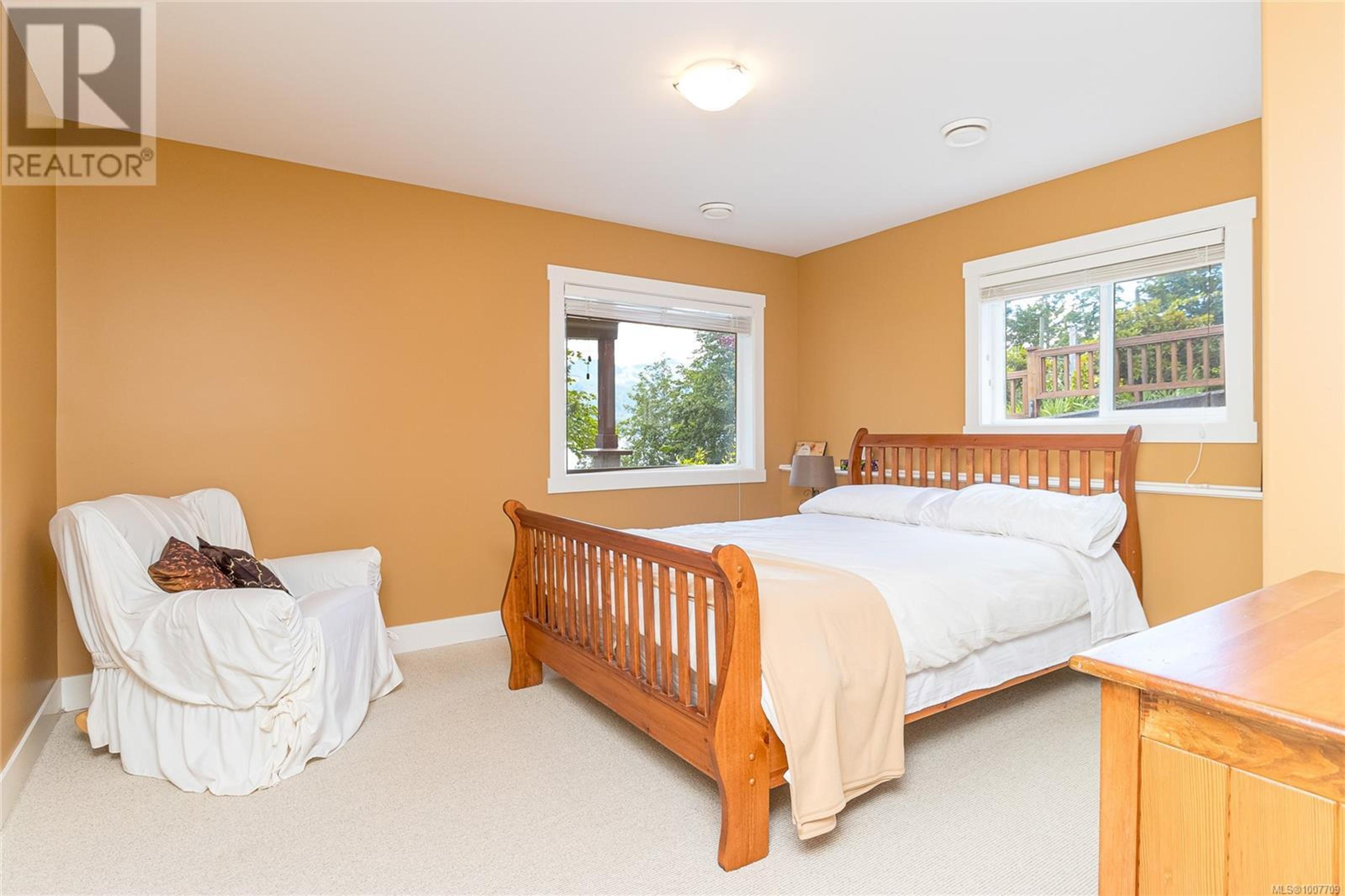 10146 YOUBOU RD - Image 41