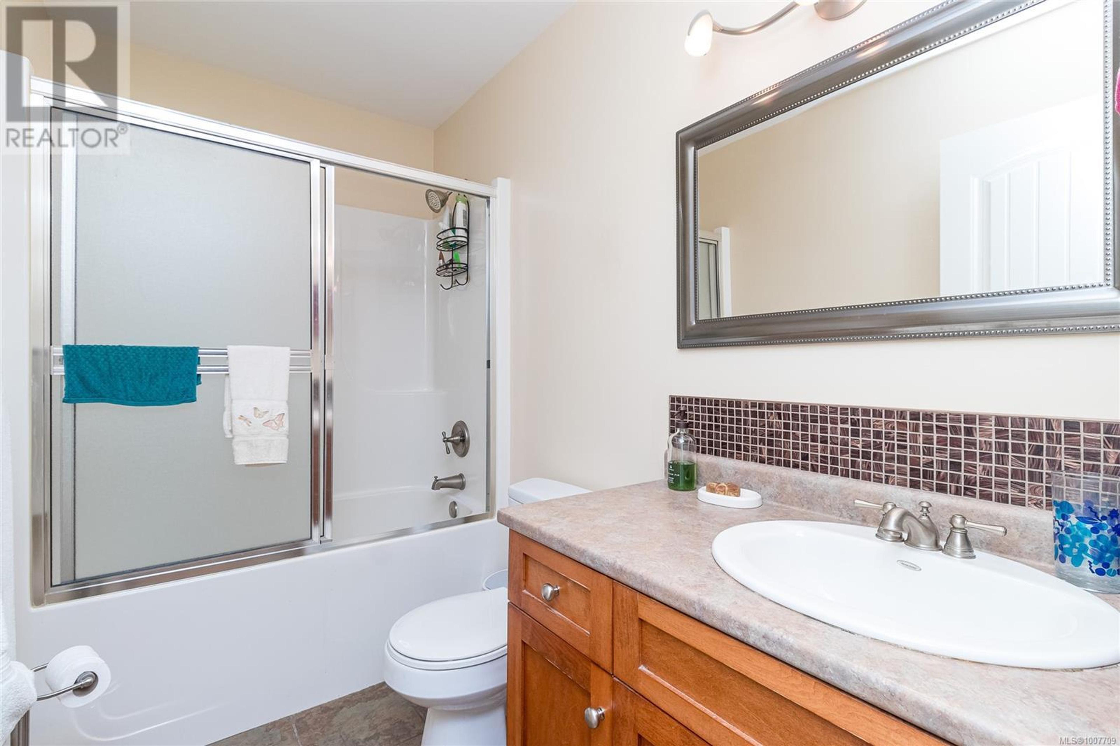 10146 YOUBOU RD - Image 43