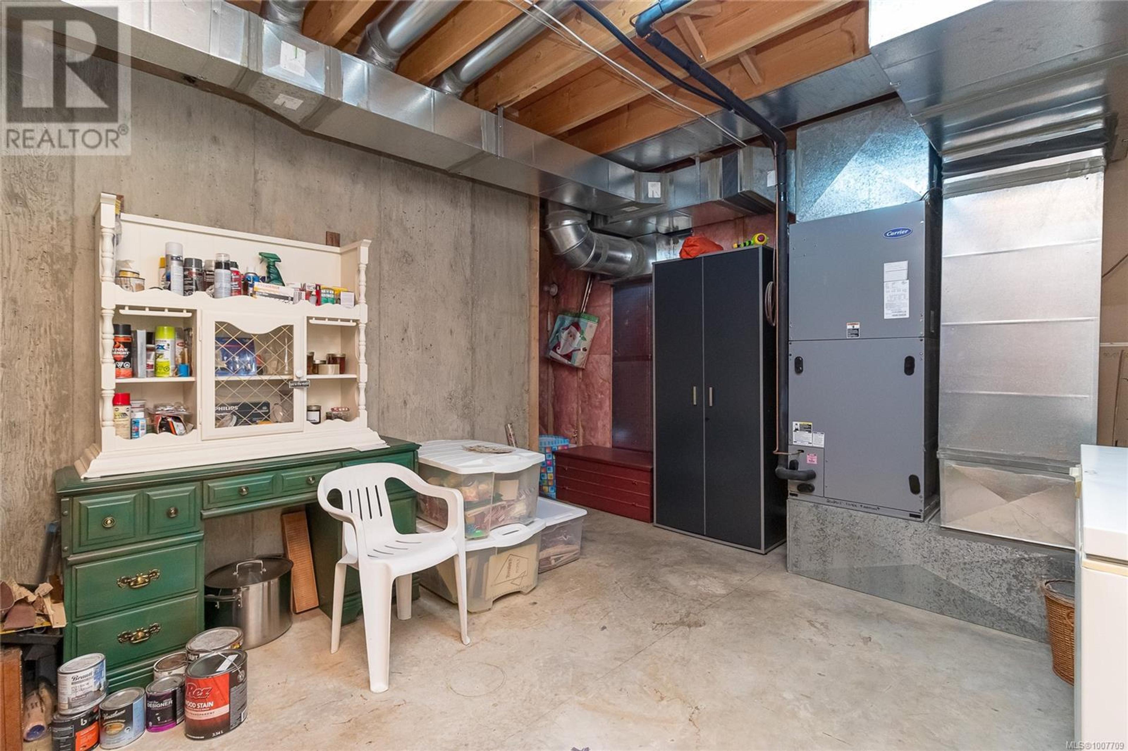 10146 YOUBOU RD - Image 46
