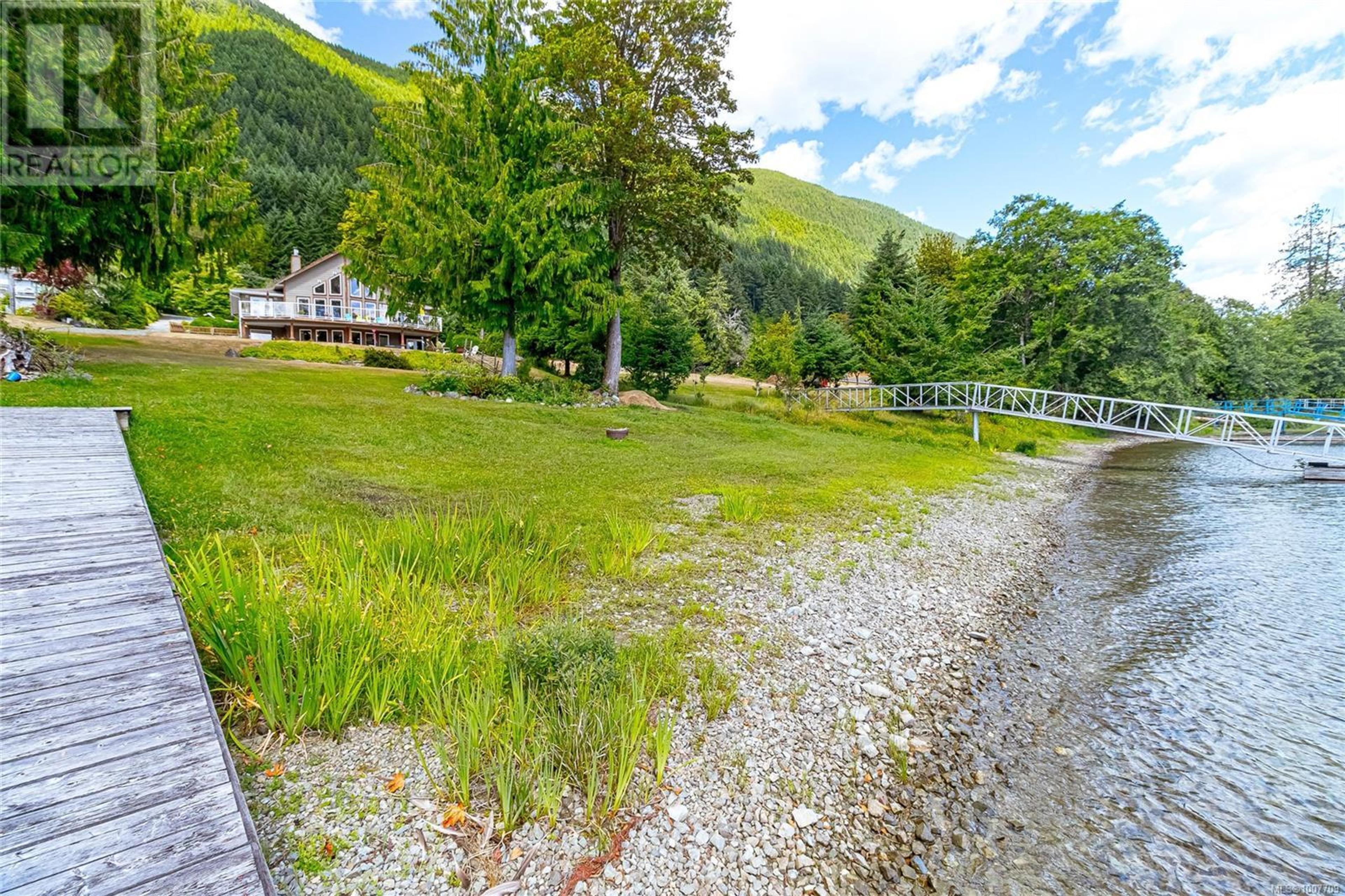 10146 YOUBOU RD - Image 52