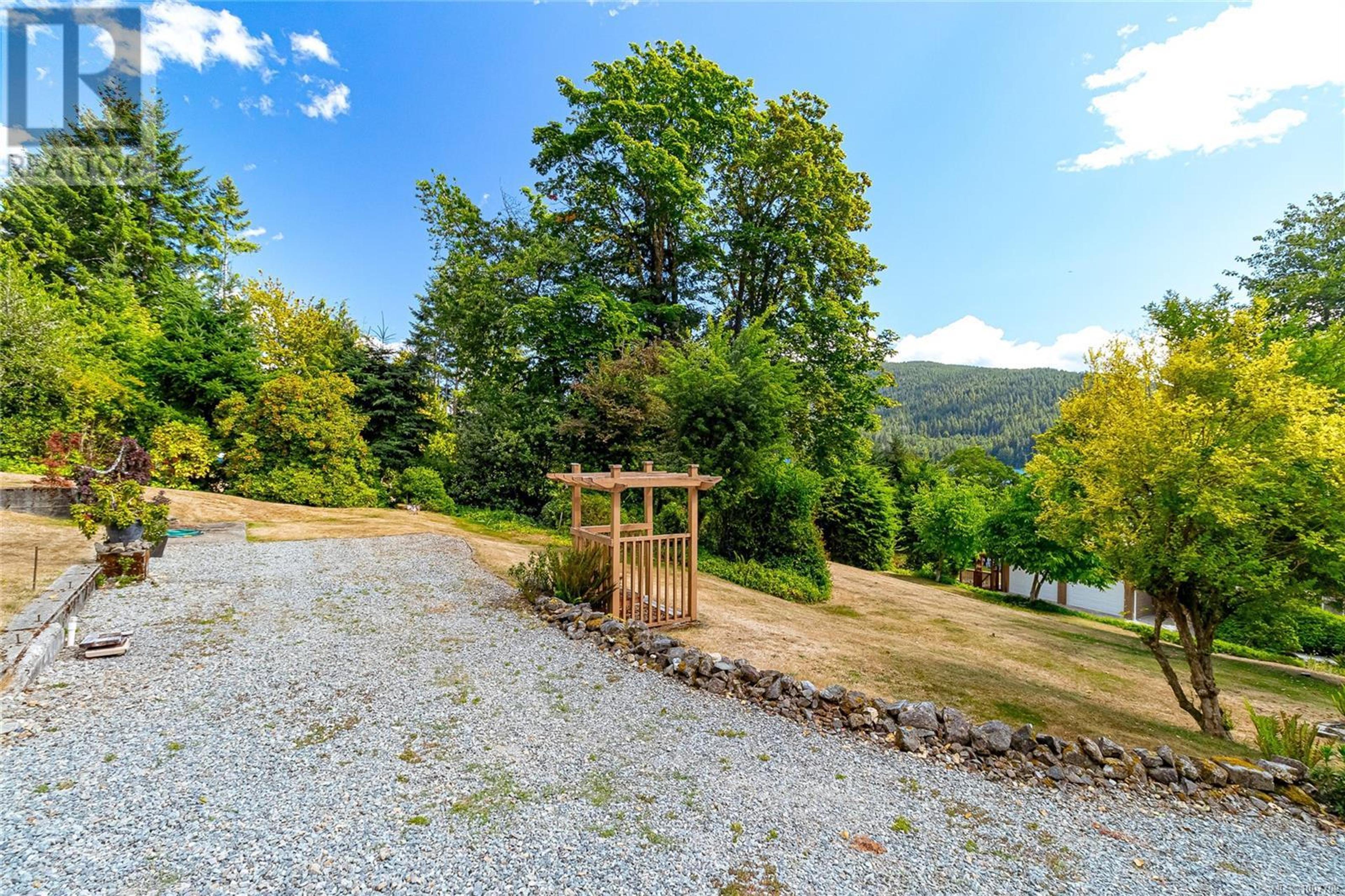 10146 YOUBOU RD - Image 62