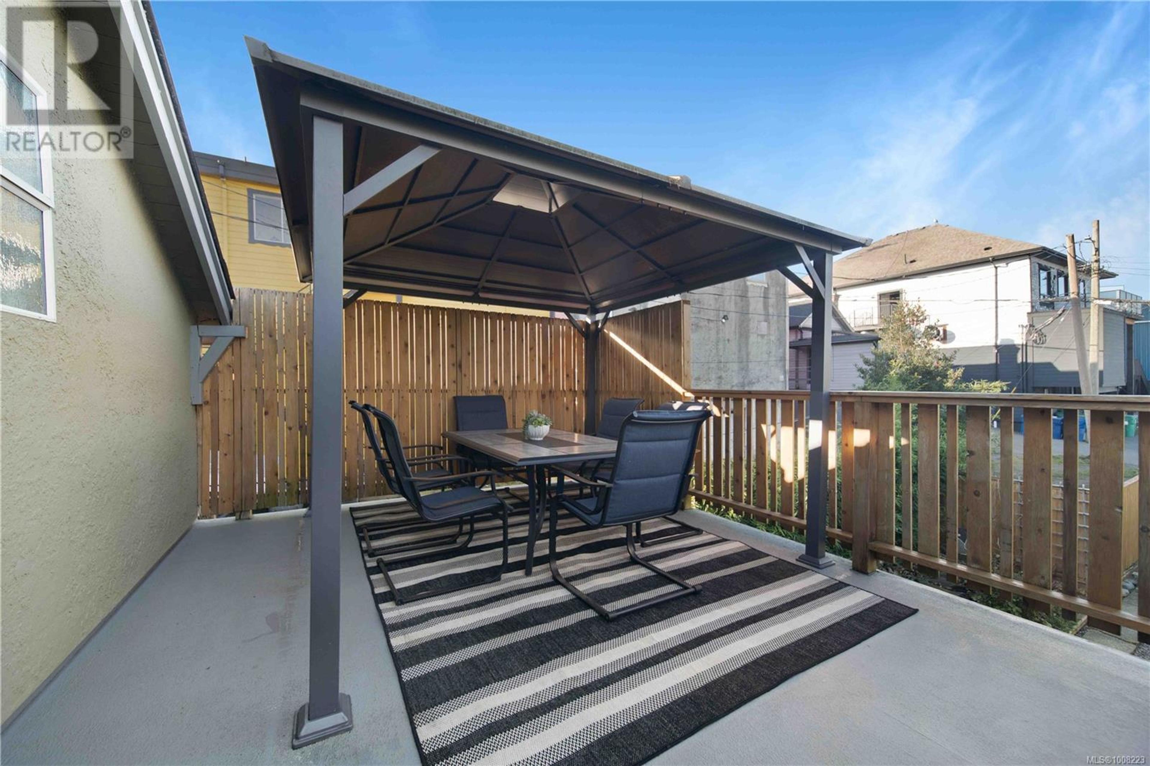 28 ROBERTS ST - Image 20