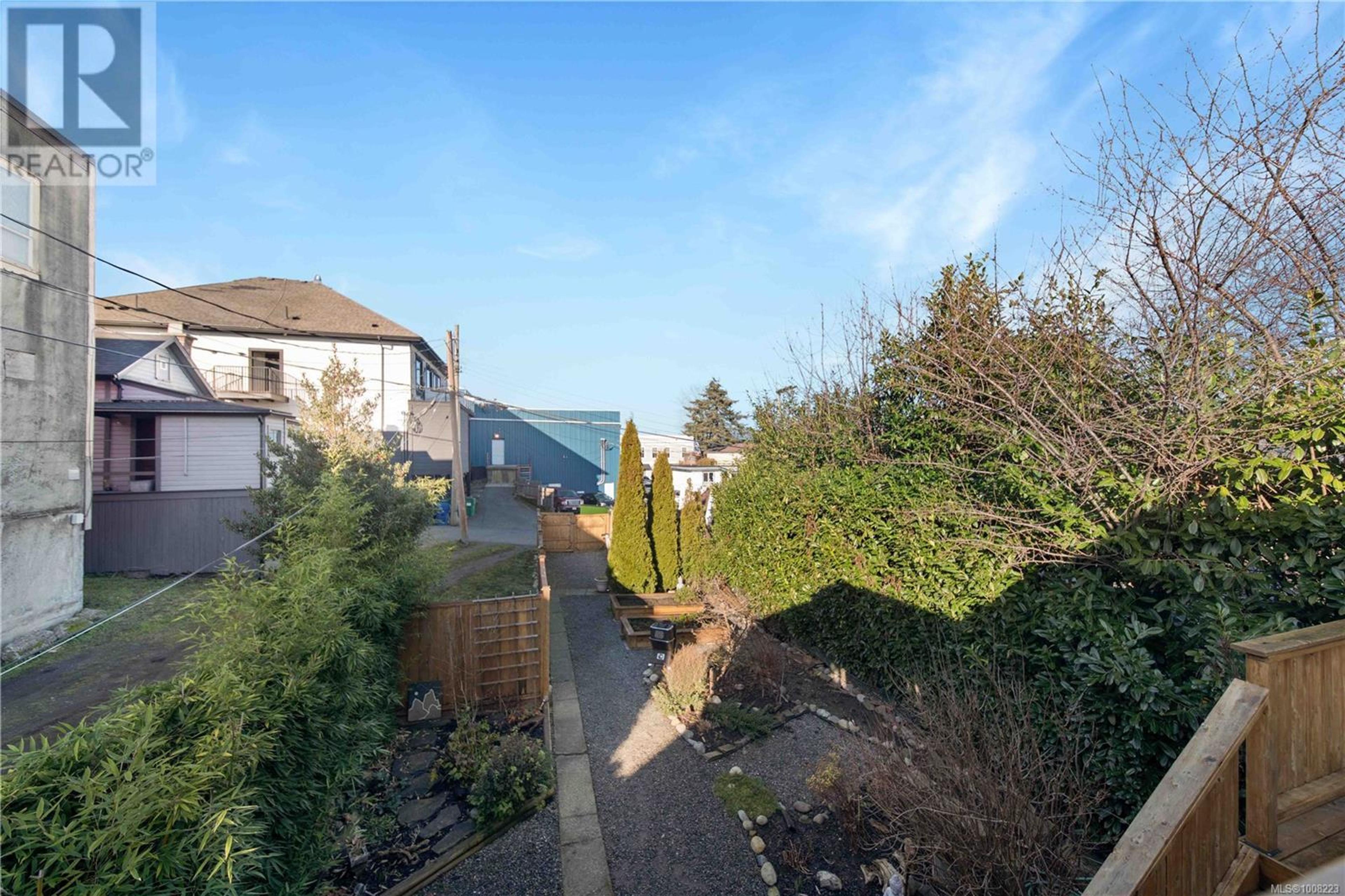 28 ROBERTS ST - Image 29