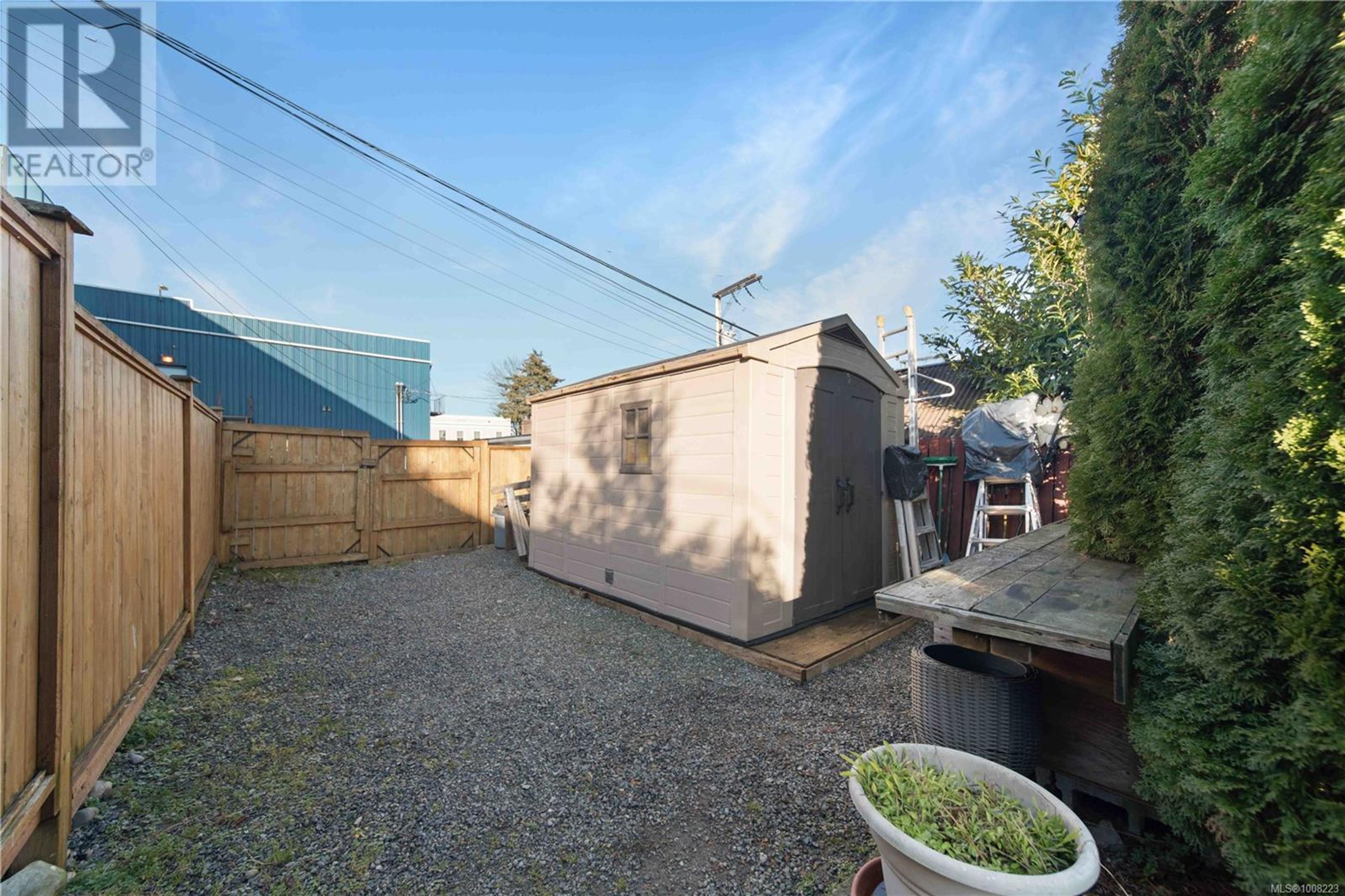28 ROBERTS ST - Image 31