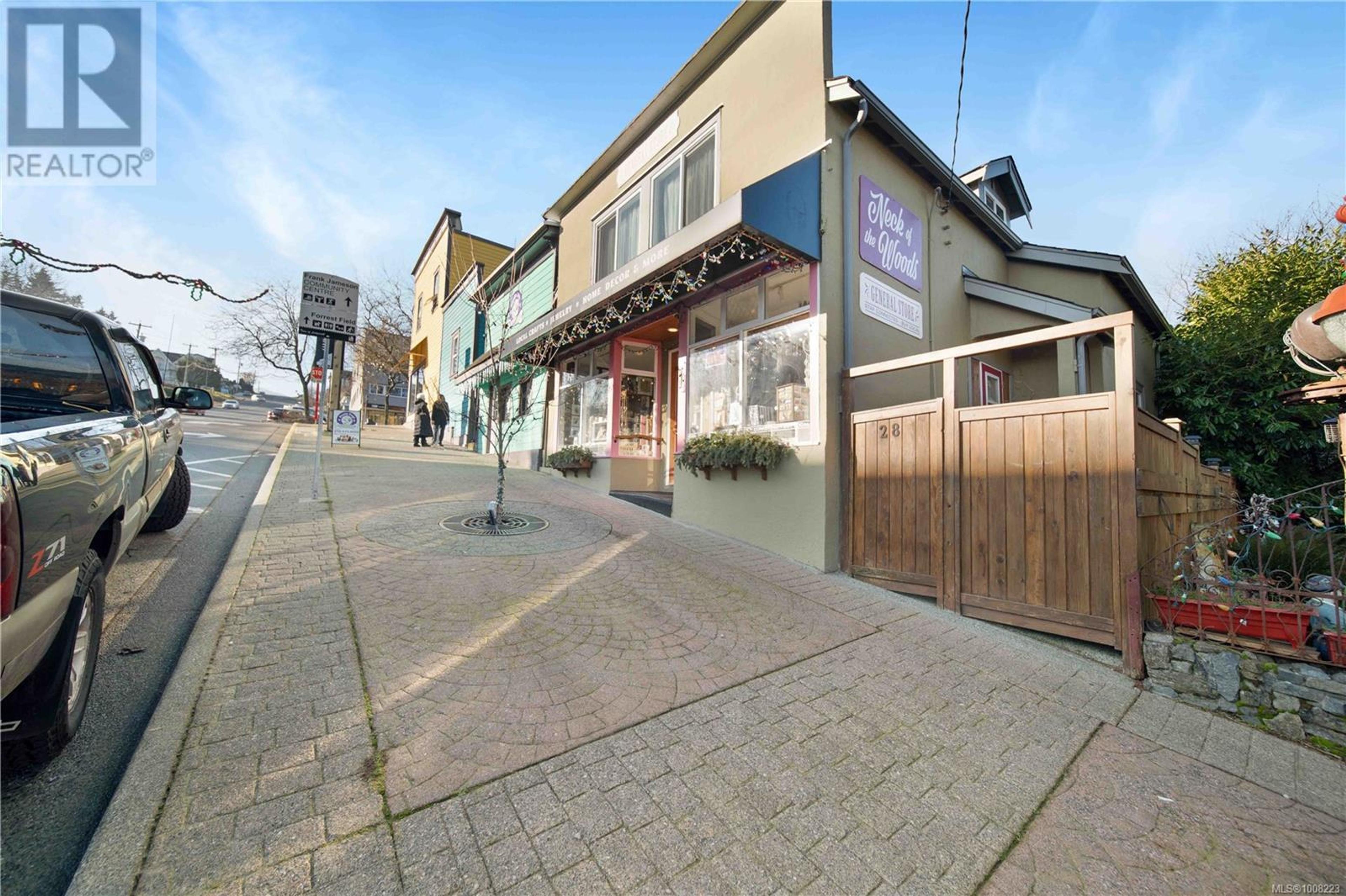 28 ROBERTS ST - Image 43