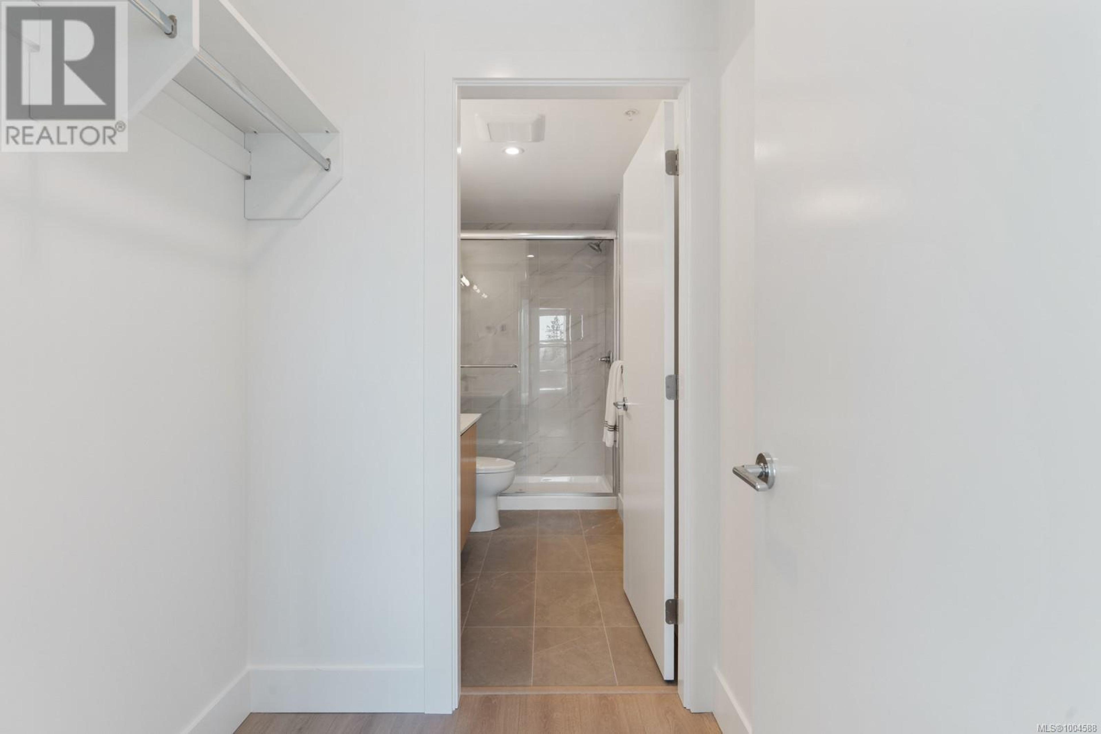 #404 258 HELMCKEN RD - Image 15
