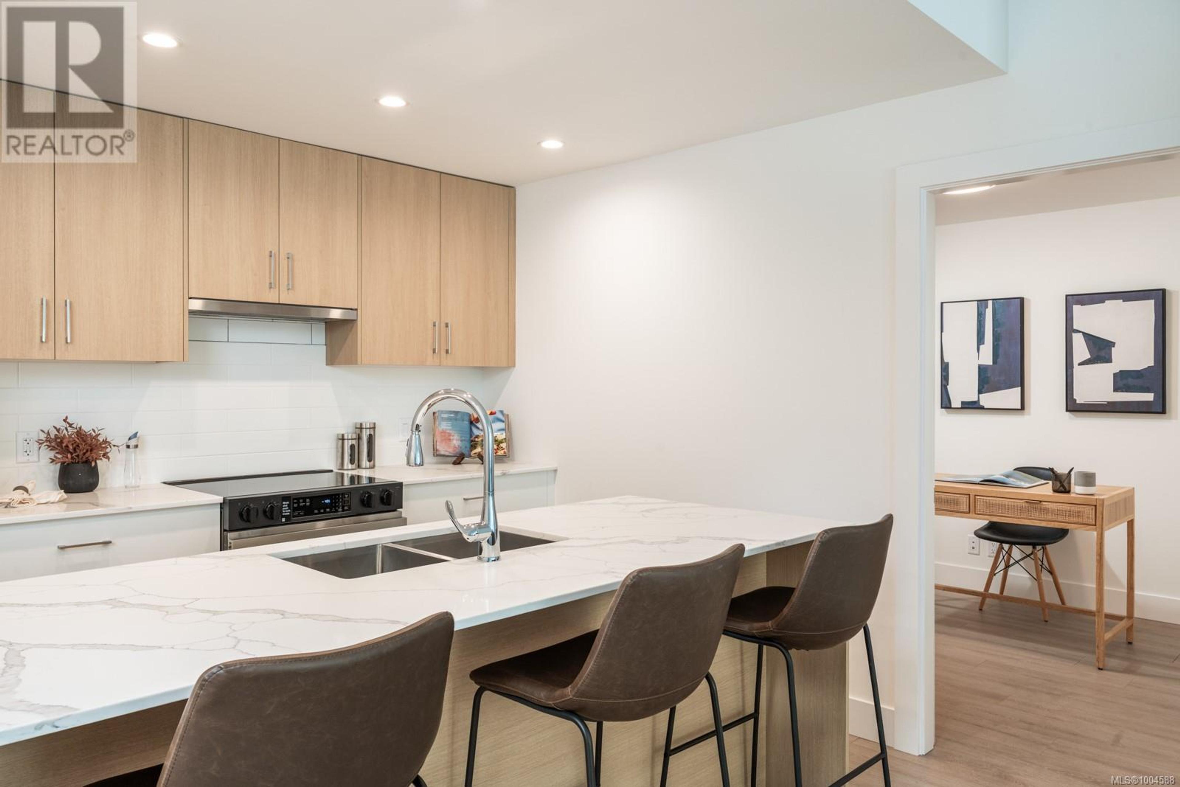 #404 258 HELMCKEN RD - Image 9
