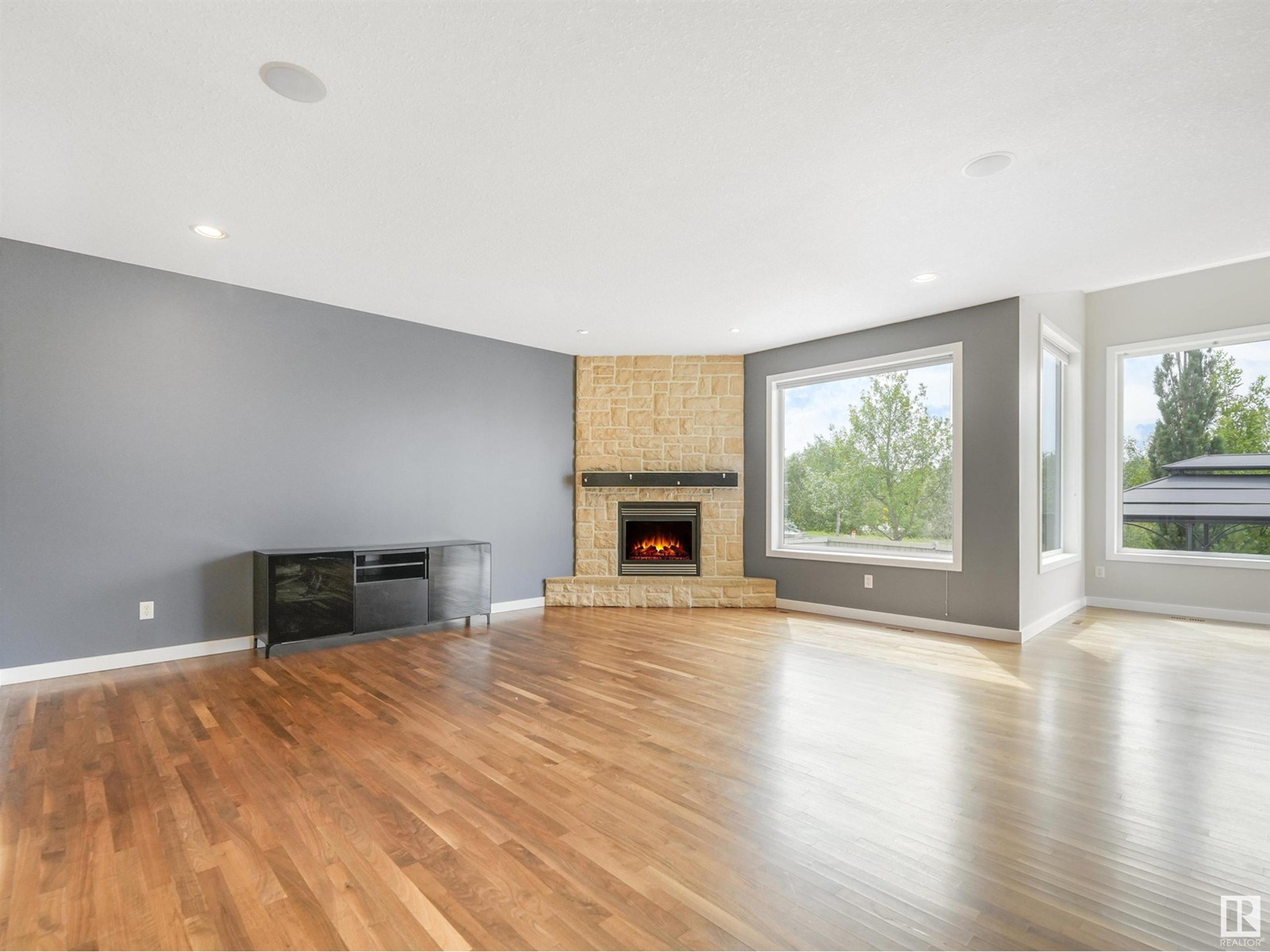 55 RIDGELAND PT - Image 10