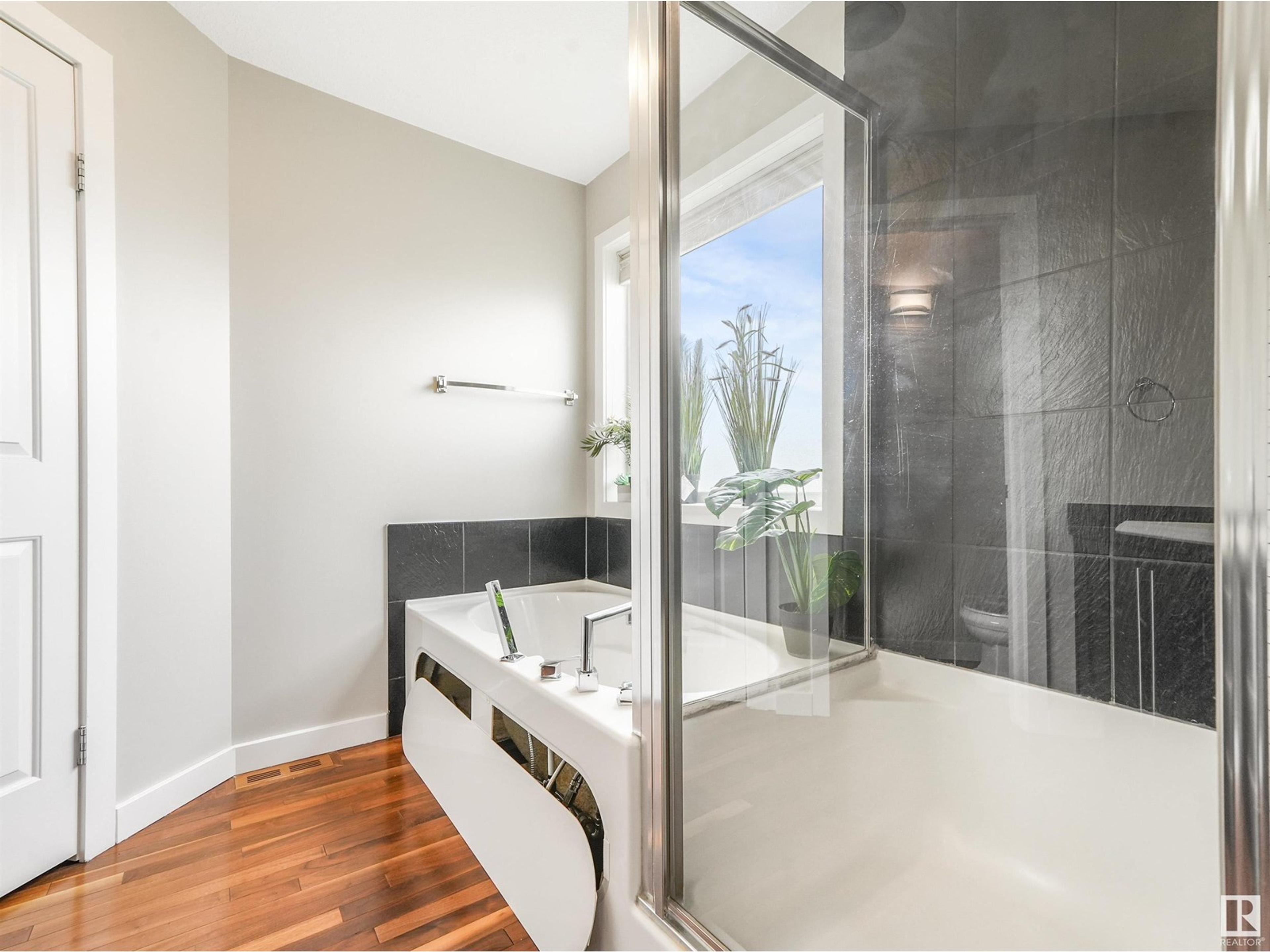 55 RIDGELAND PT - Image 28