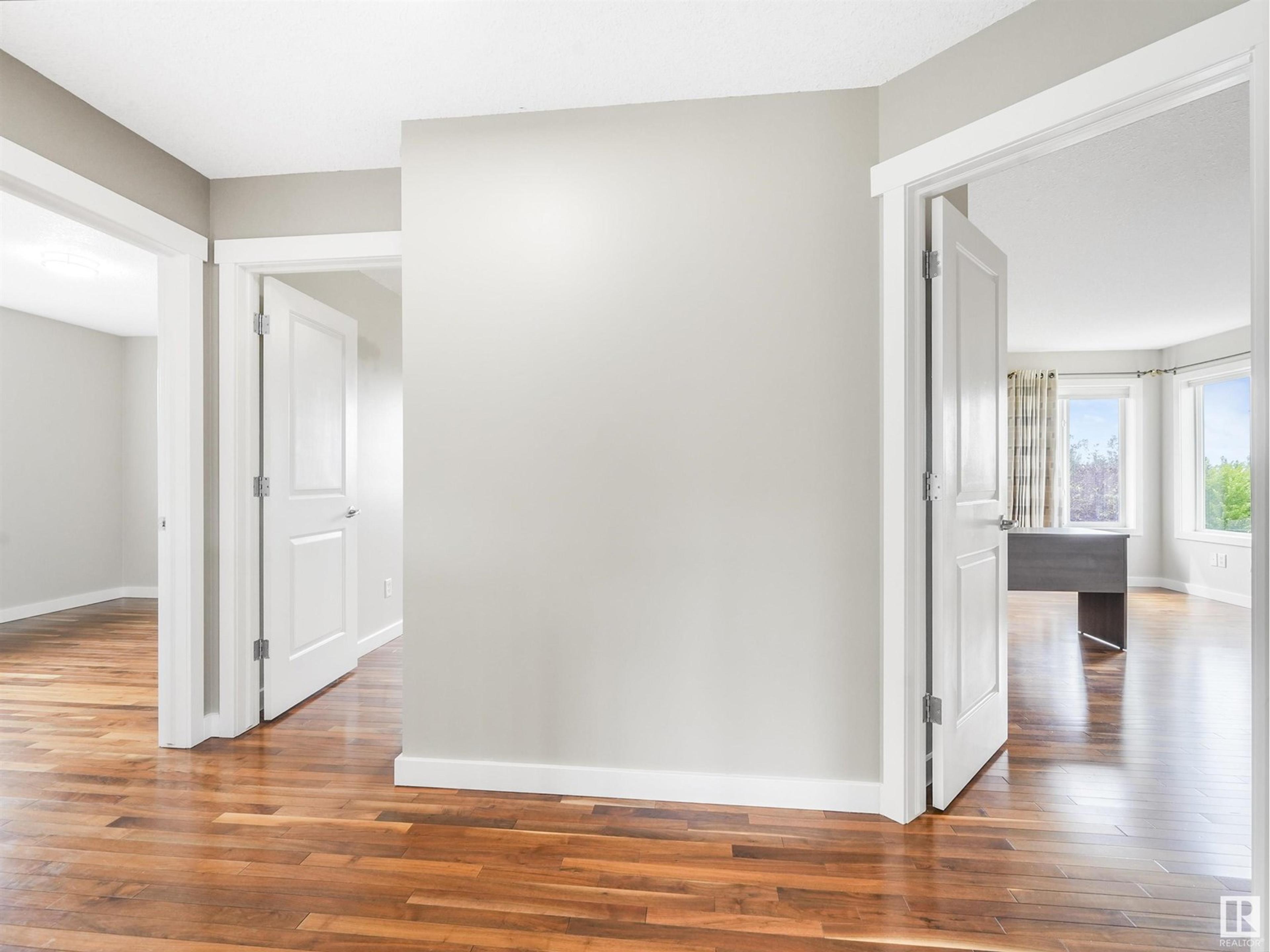 55 RIDGELAND PT - Image 32