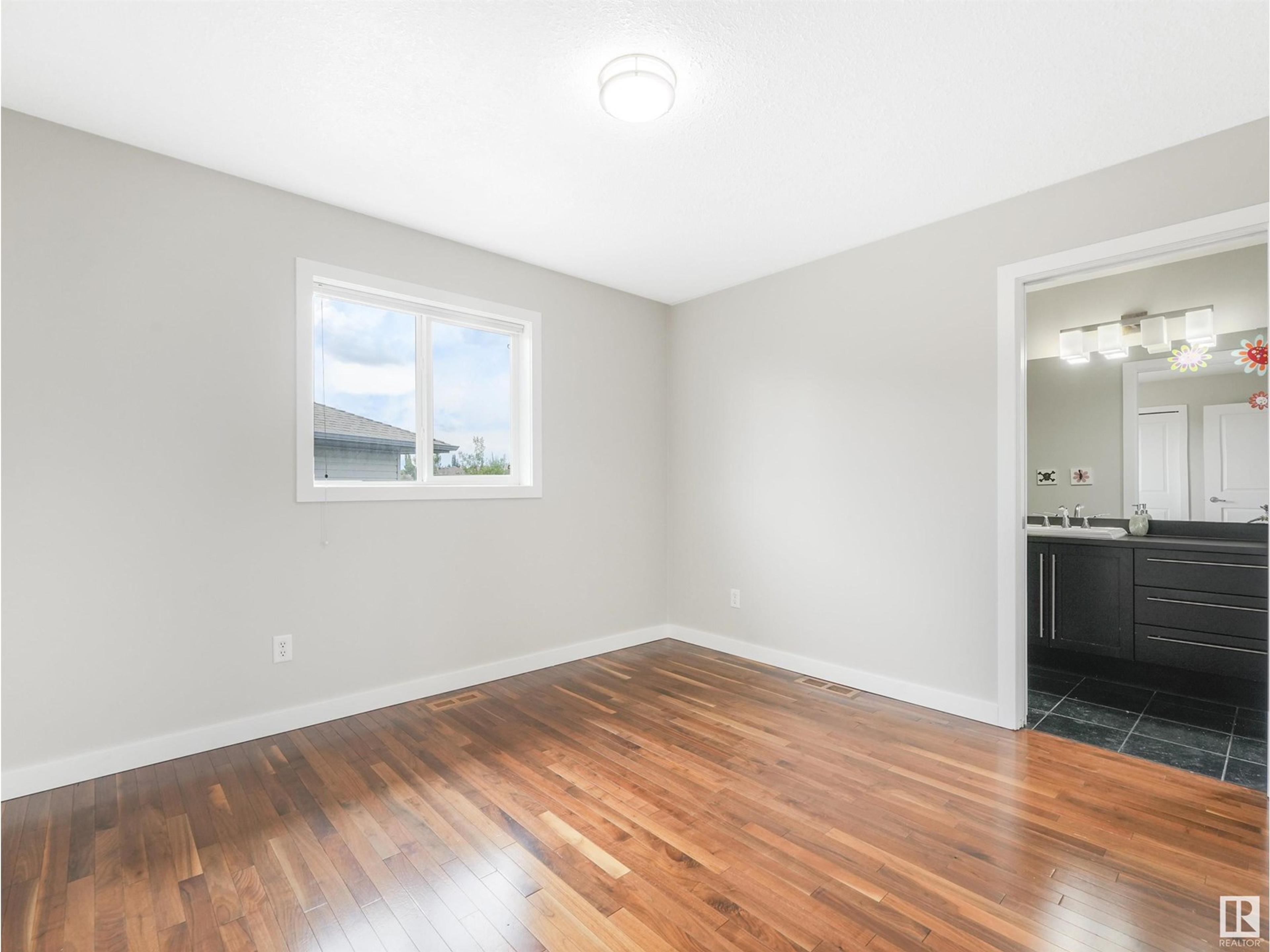 55 RIDGELAND PT - Image 37