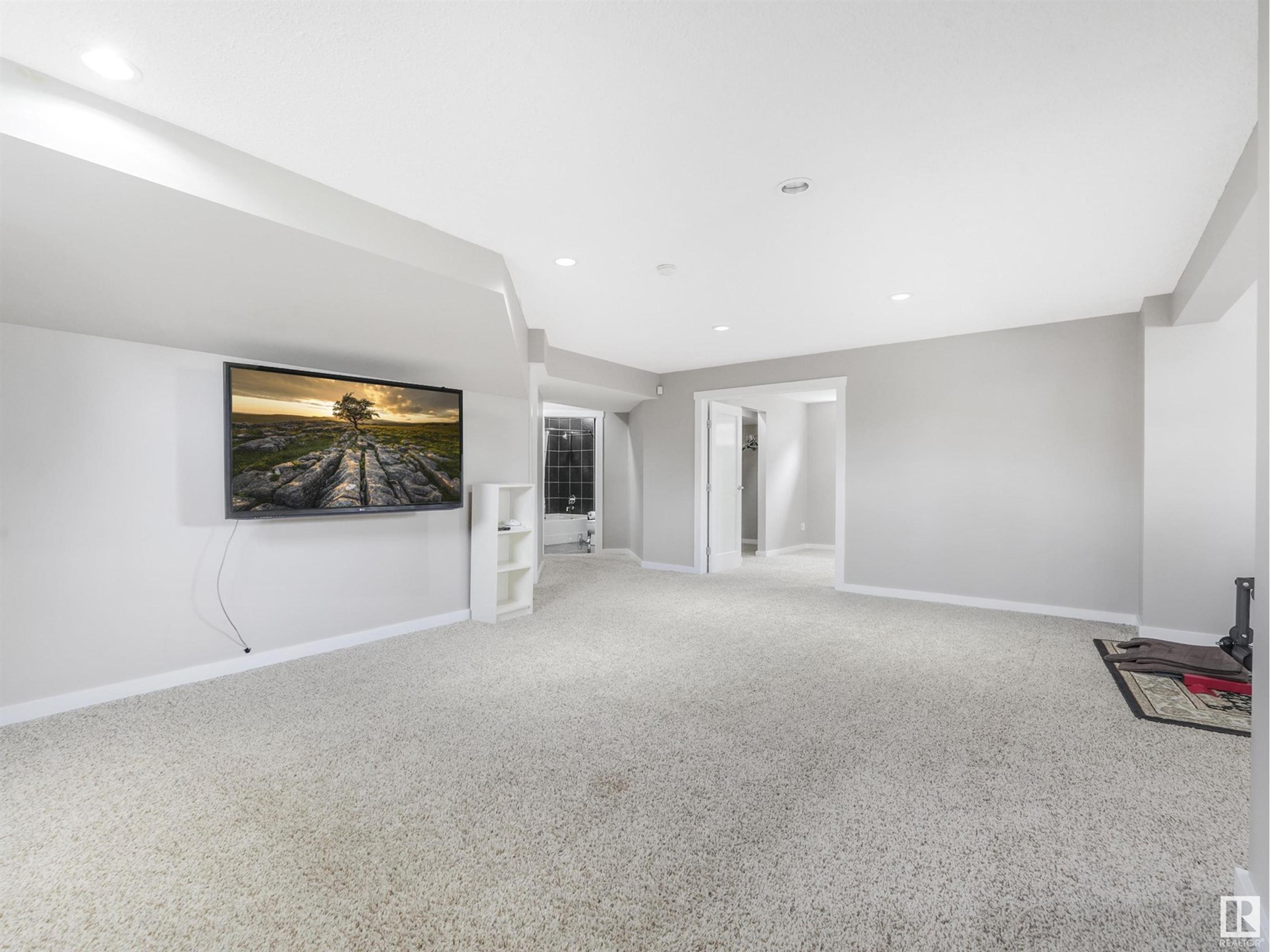 55 RIDGELAND PT - Image 46