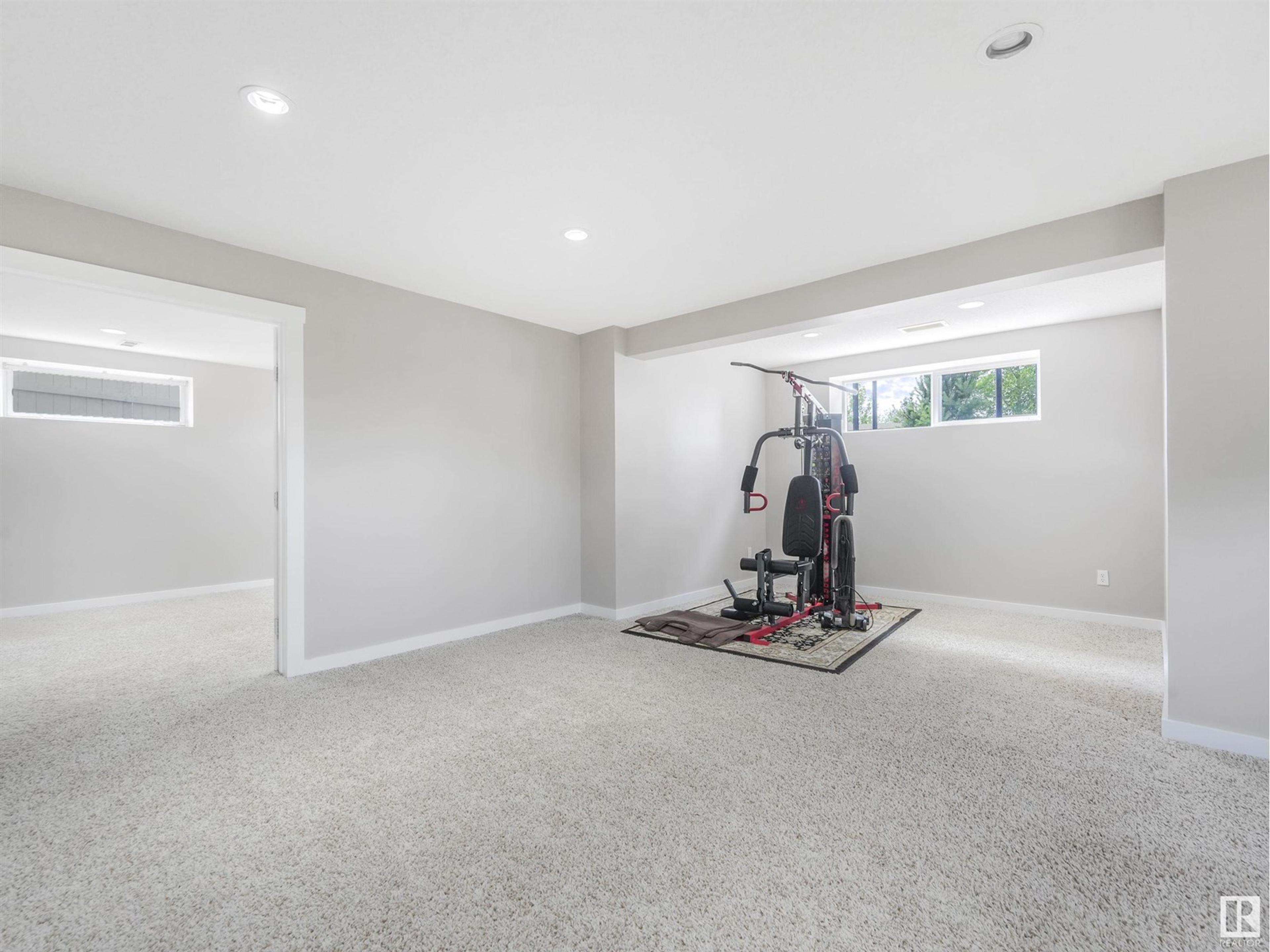55 RIDGELAND PT - Image 47