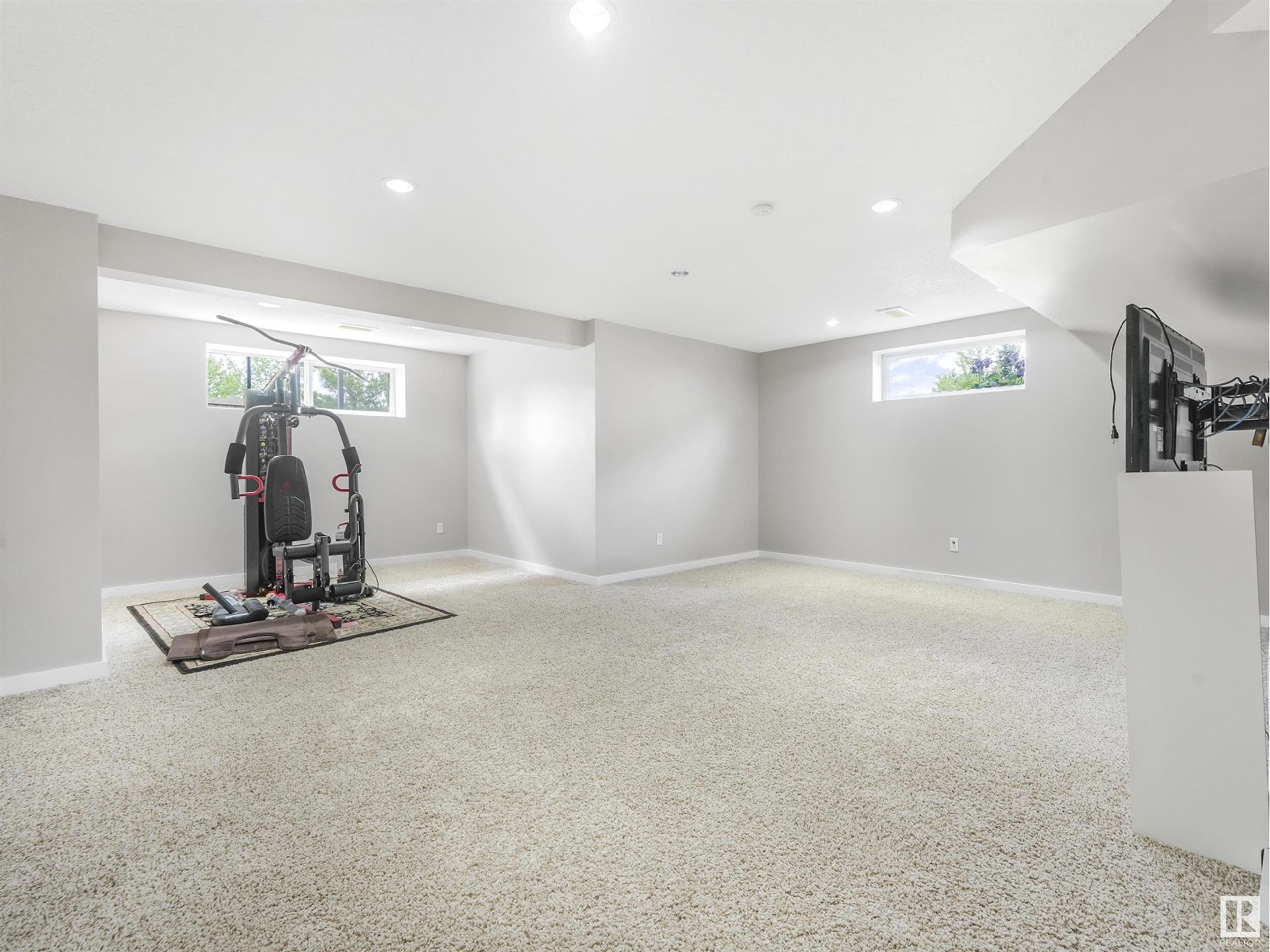55 RIDGELAND PT - Image 48