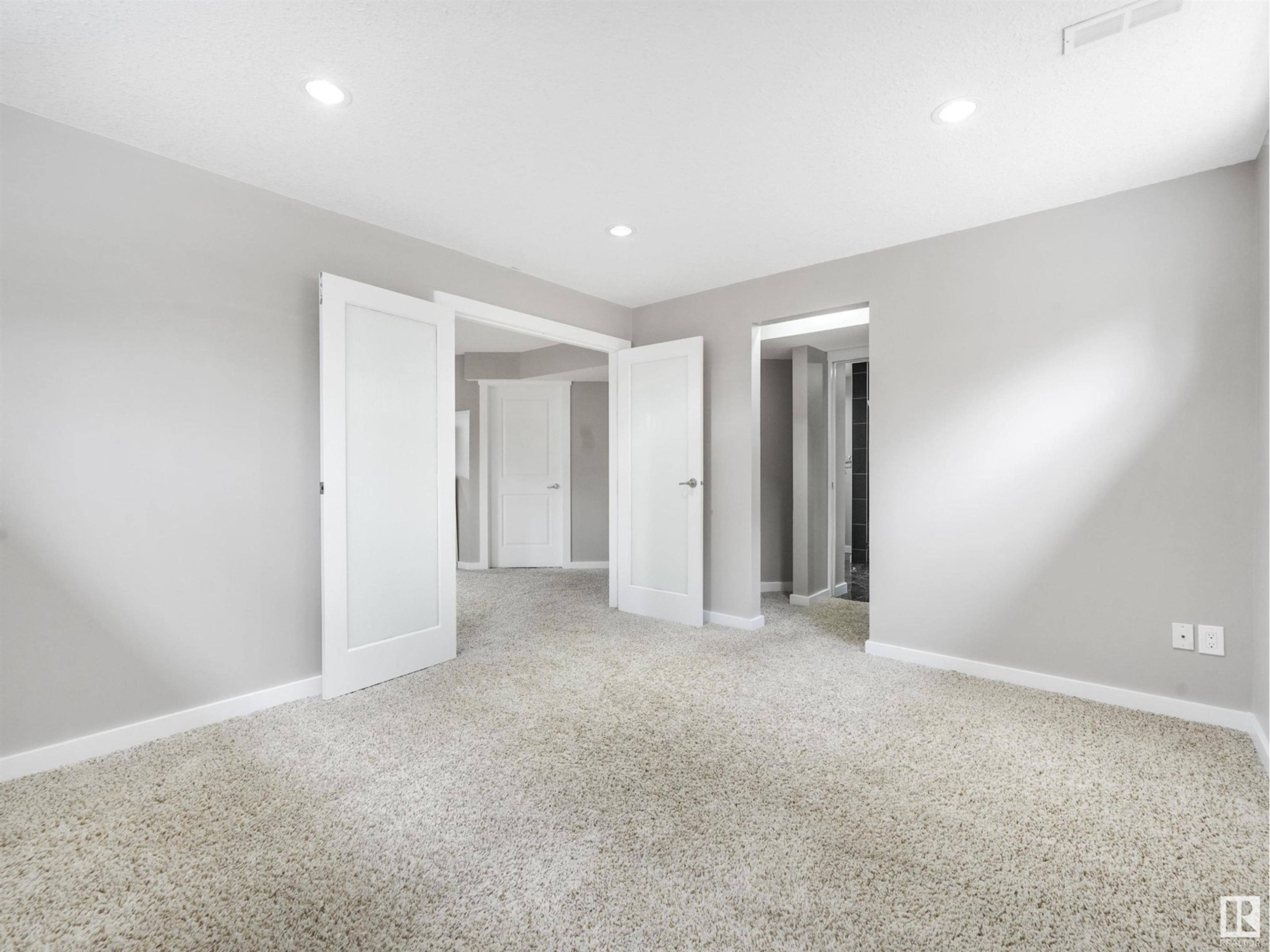 55 RIDGELAND PT - Image 50