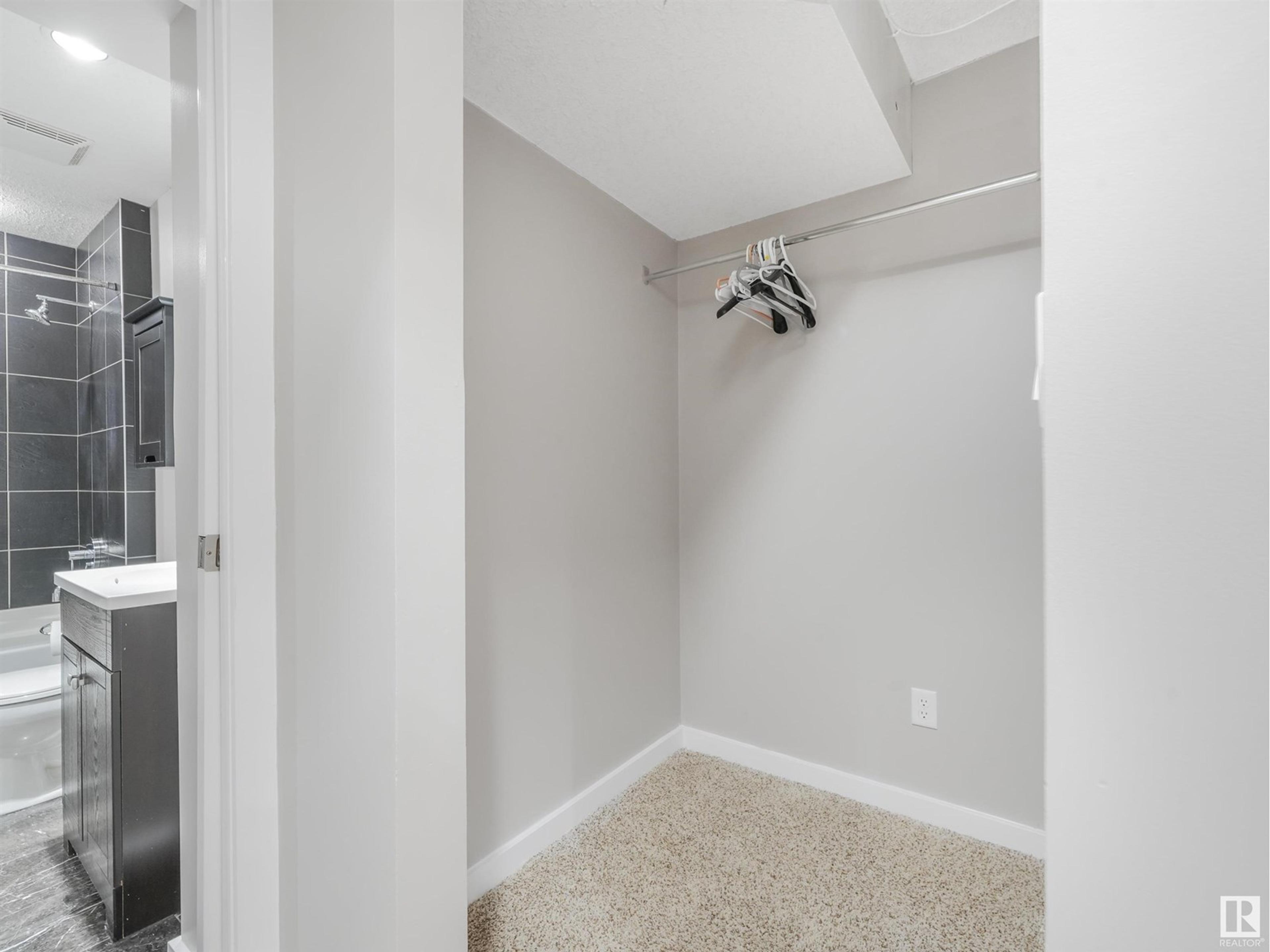 55 RIDGELAND PT - Image 51