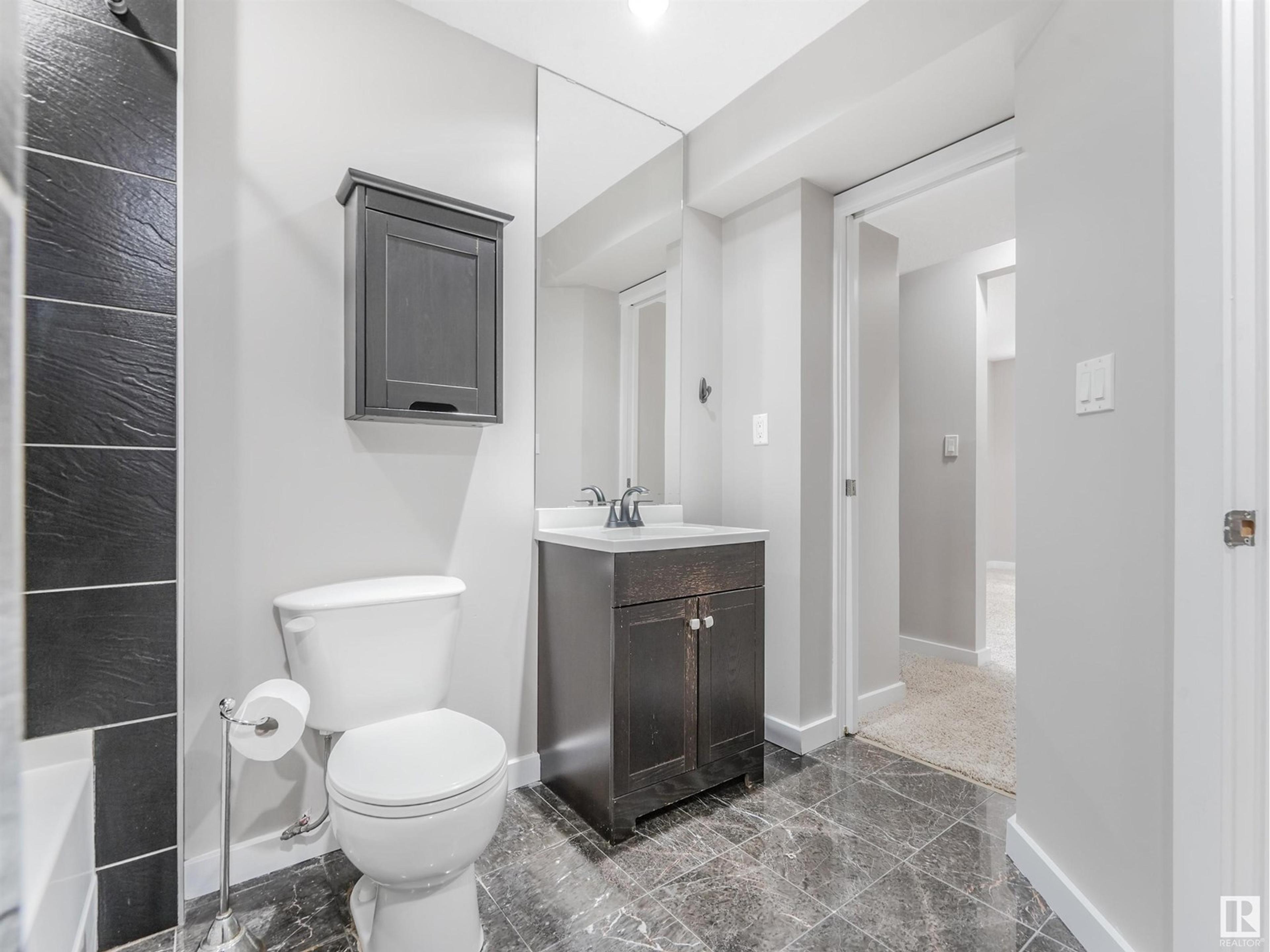55 RIDGELAND PT - Image 52