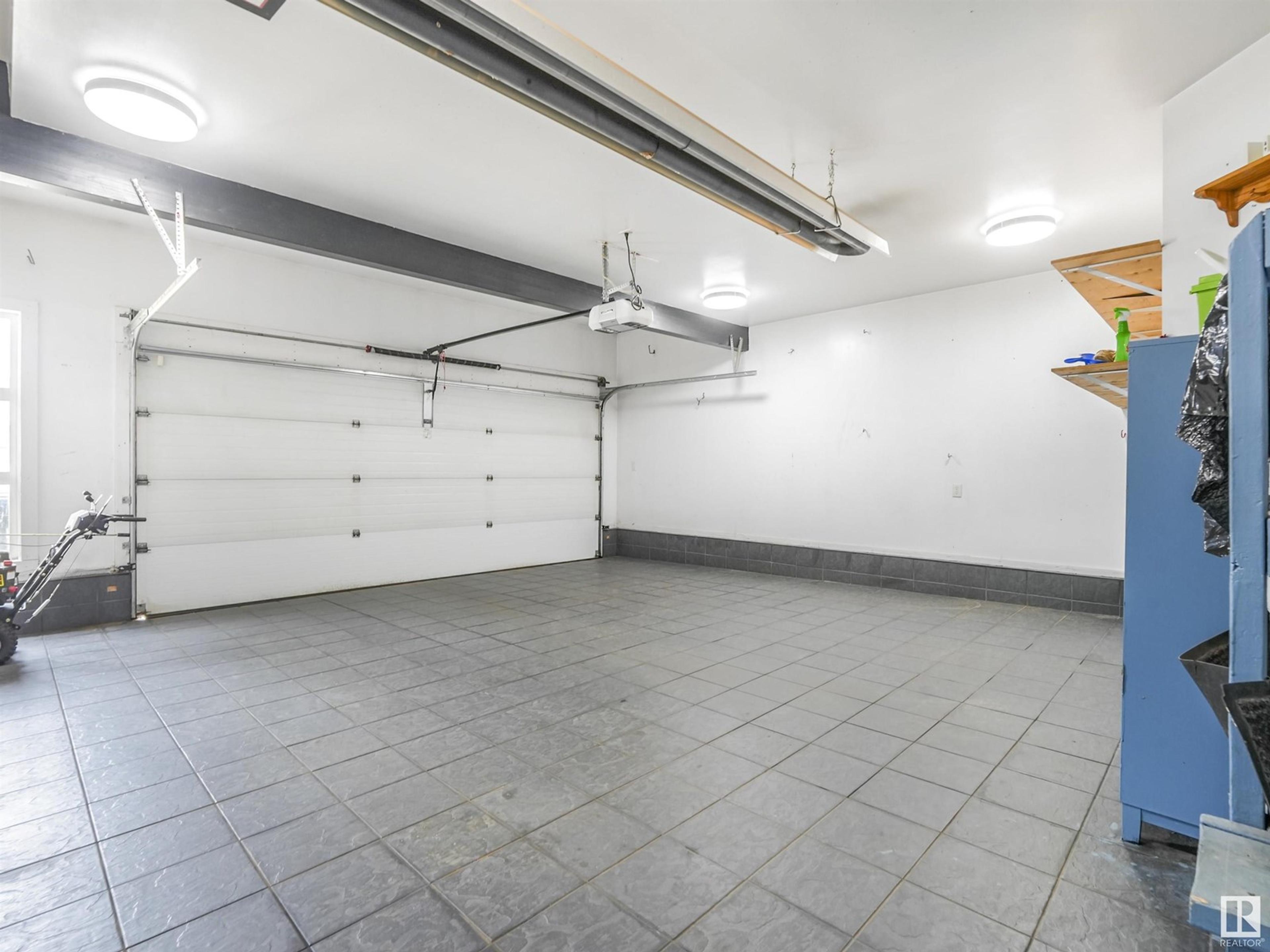 55 RIDGELAND PT - Image 54