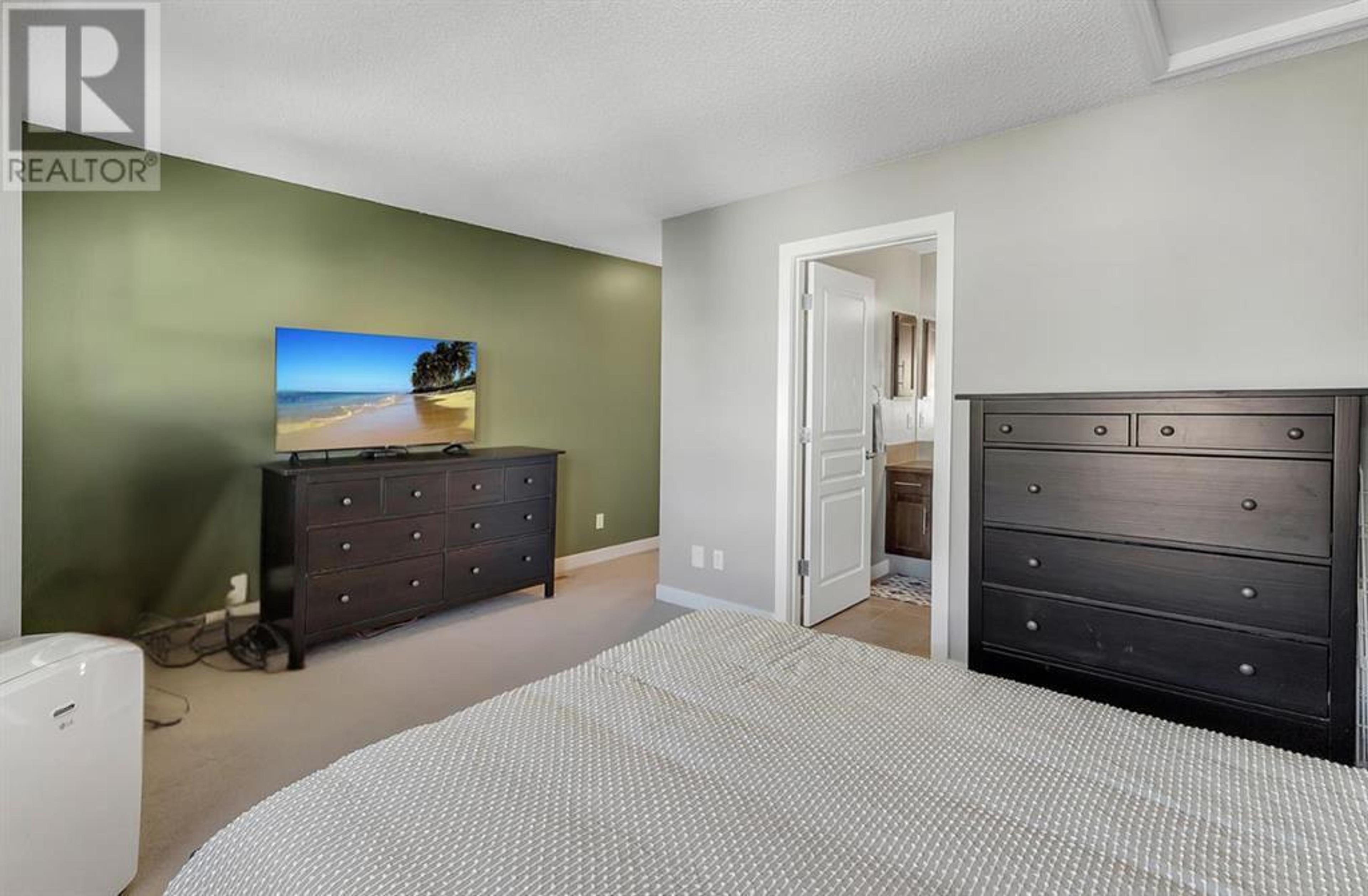 13, 28 HERITAGE DRIVE - Image 35