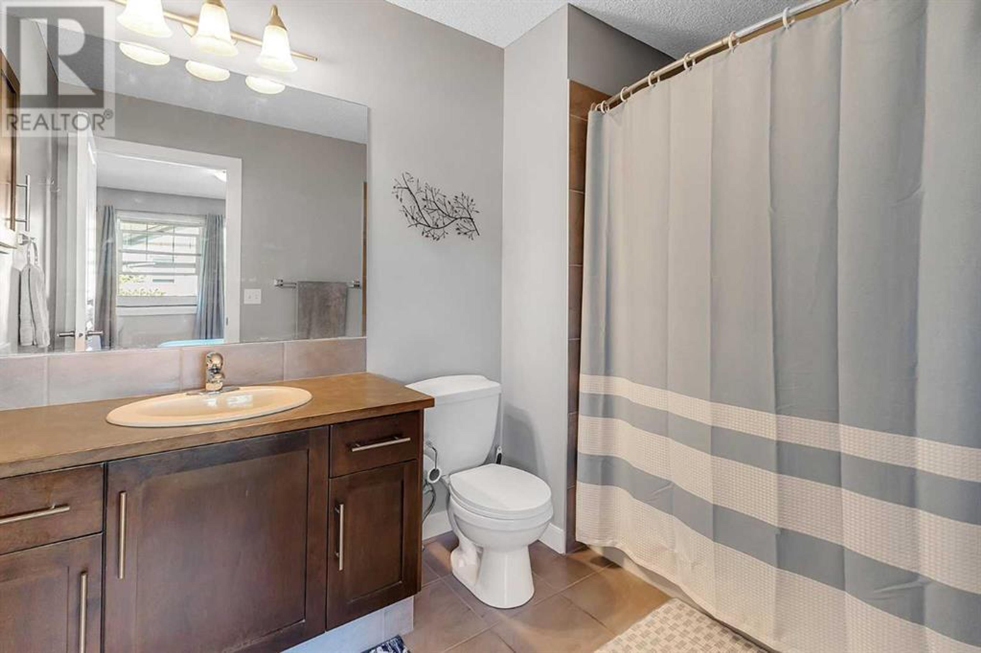 13, 28 HERITAGE DRIVE - Image 36