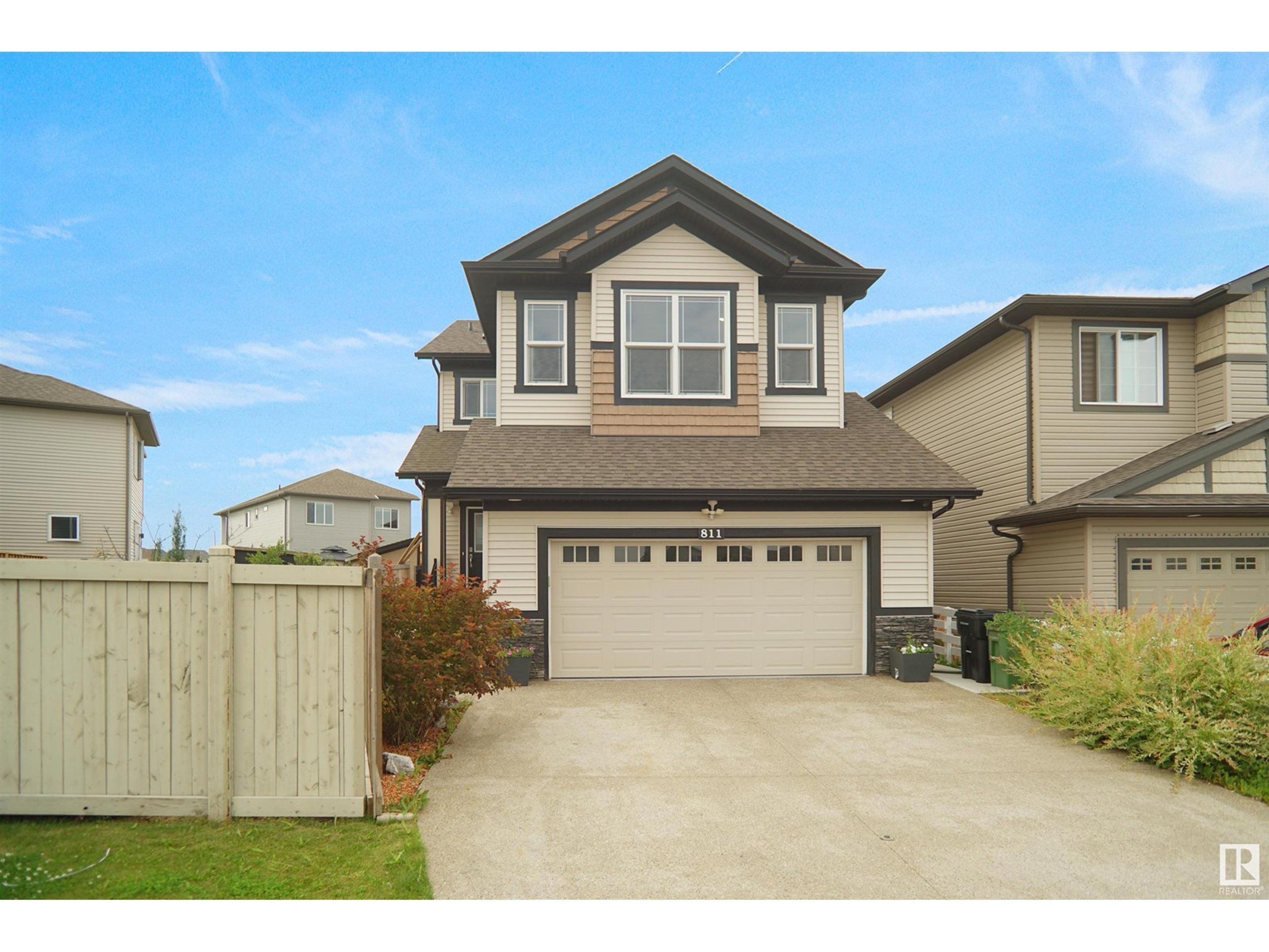811 35 AV NW - Image 1