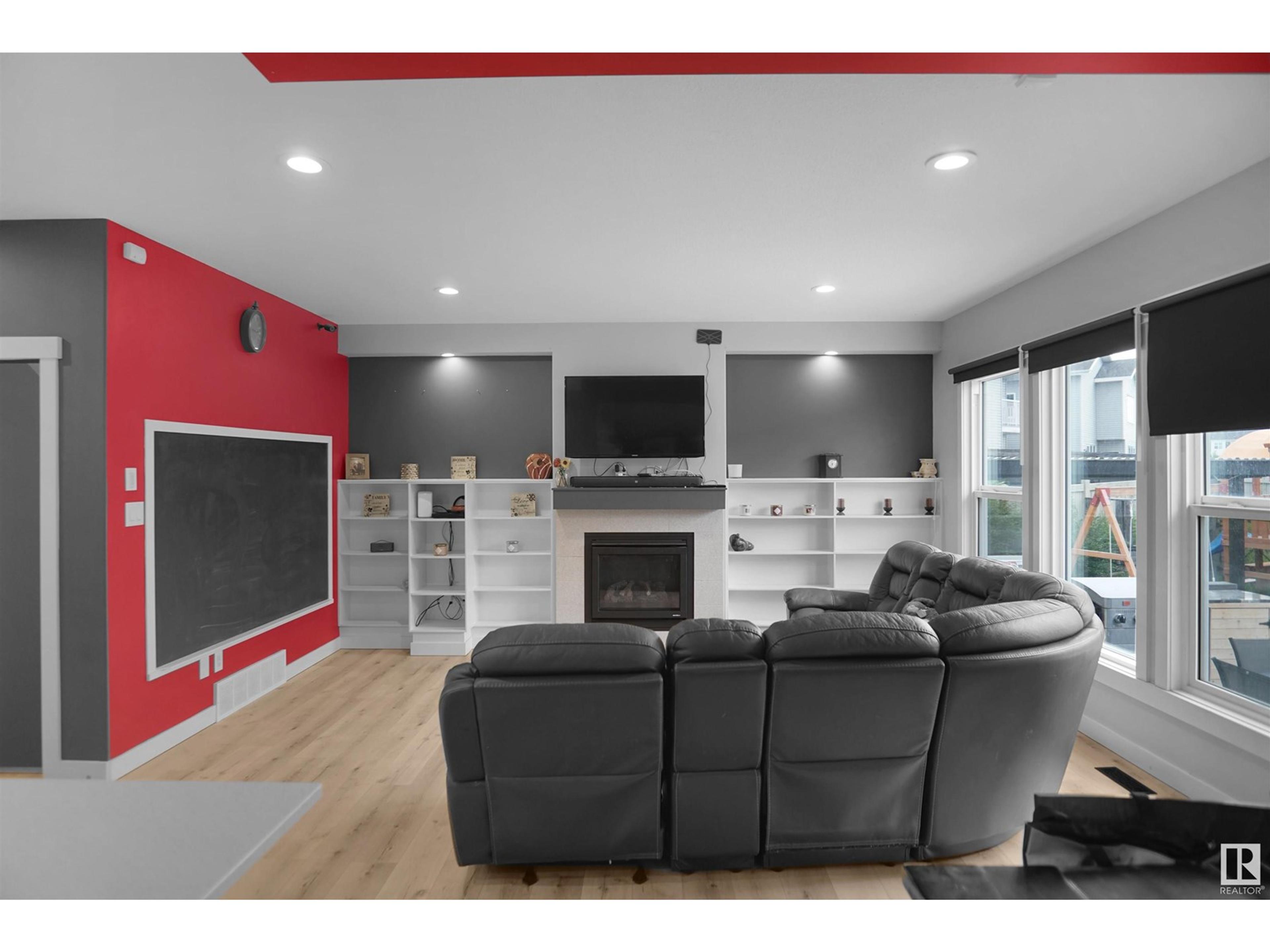 811 35 AV NW - Image 21