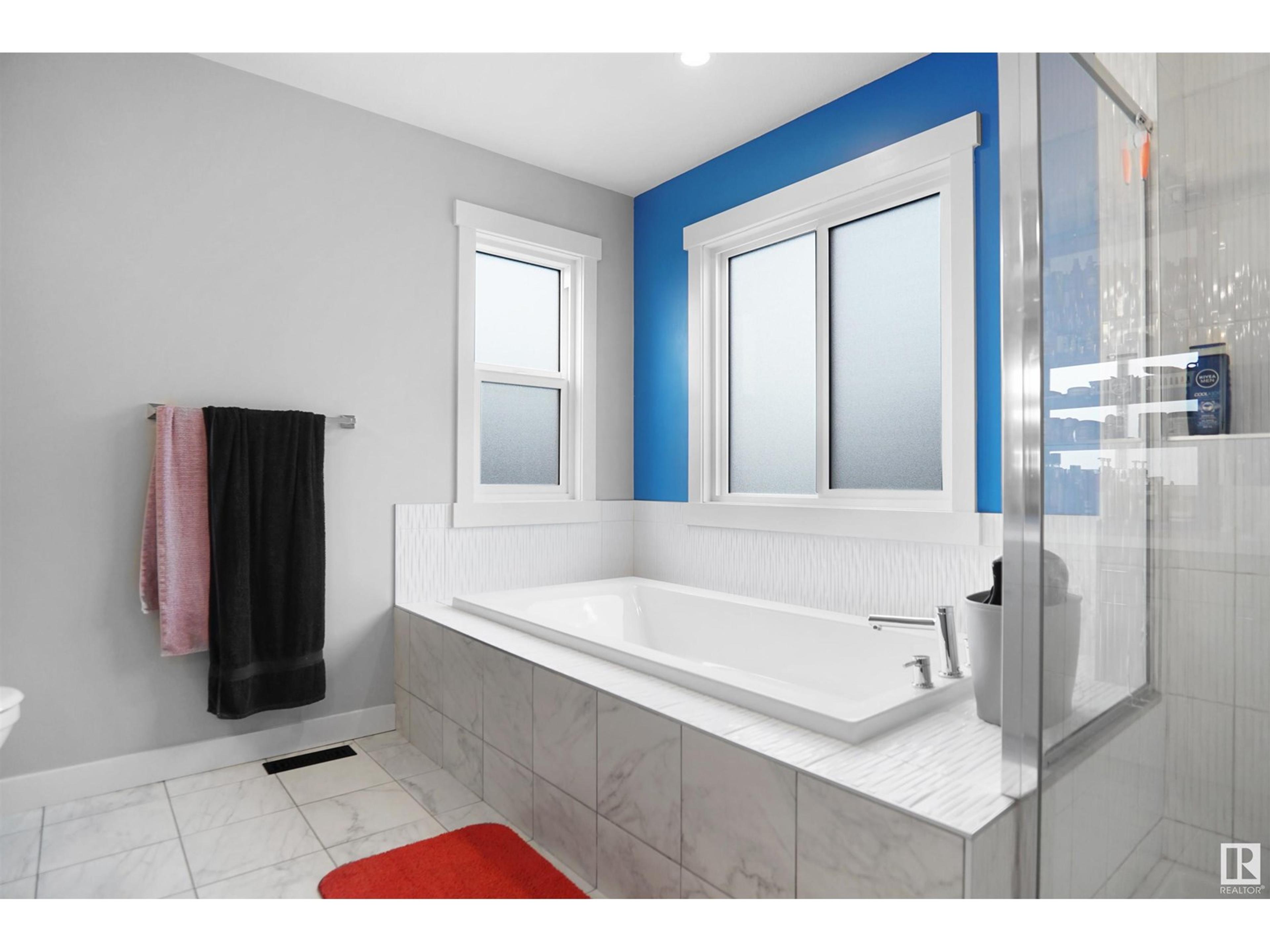 811 35 AV NW - Image 36