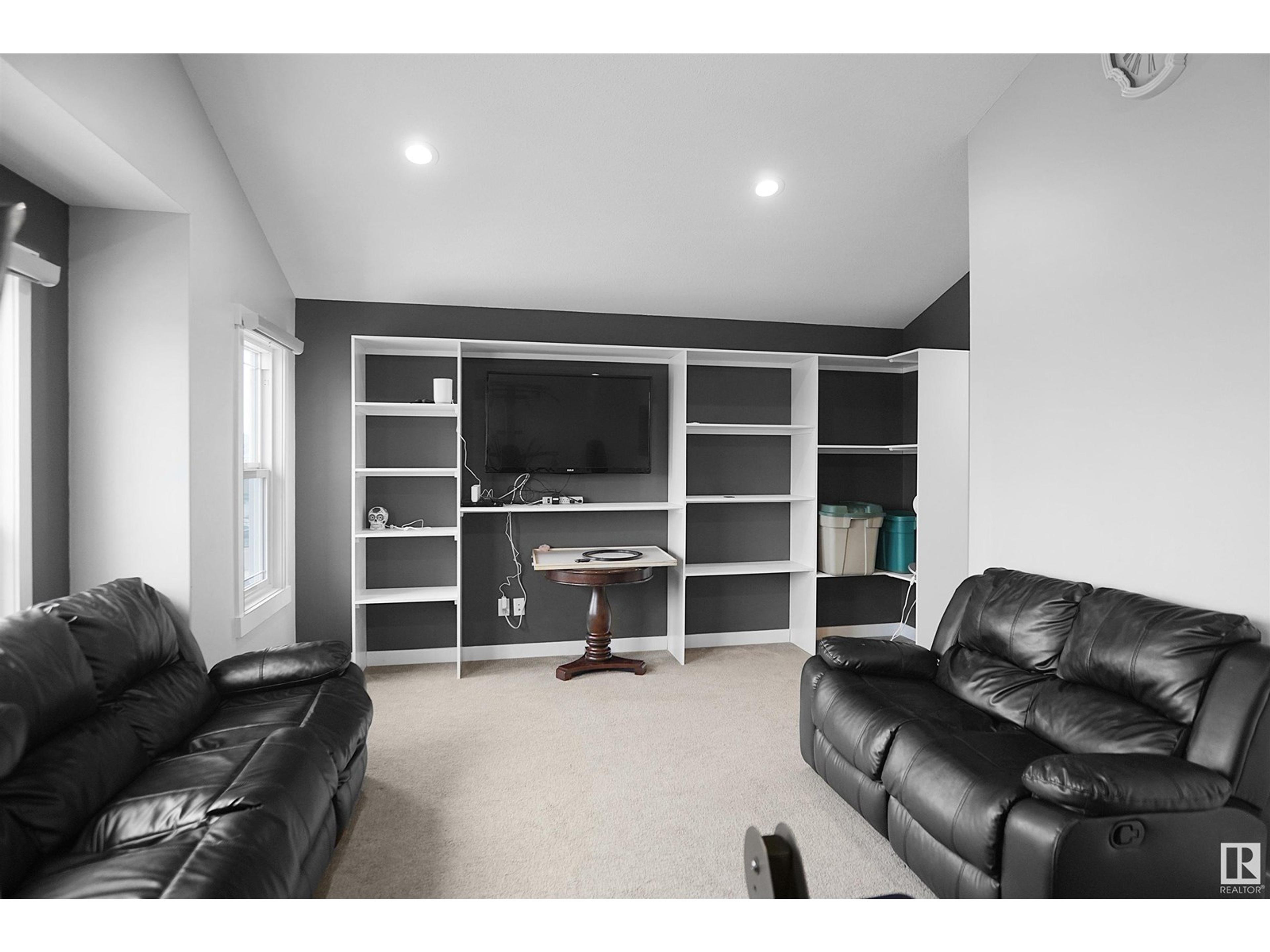 811 35 AV NW - Image 48