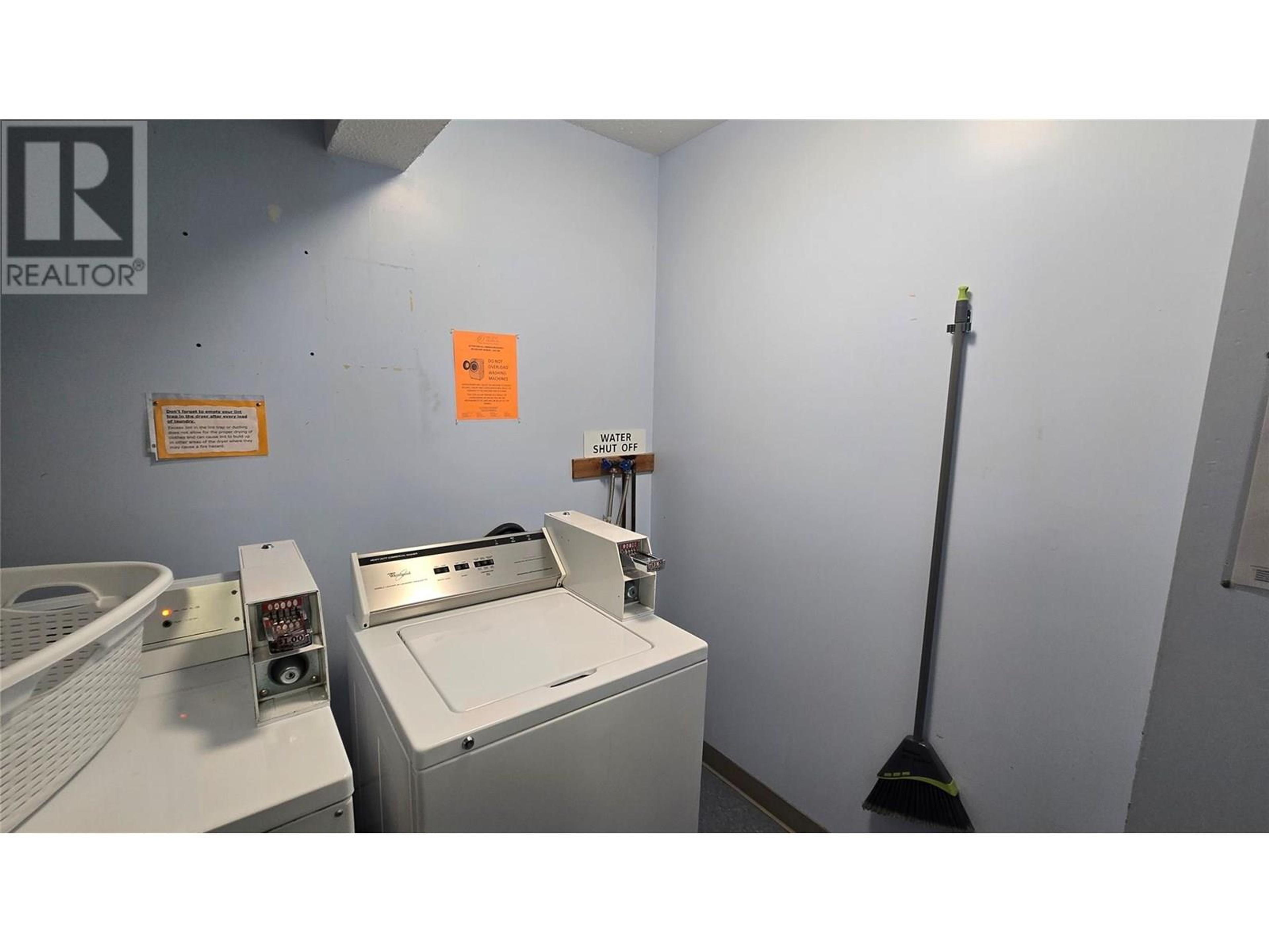 #211 44 WHITESHIELD S CRESCENT - Image 18