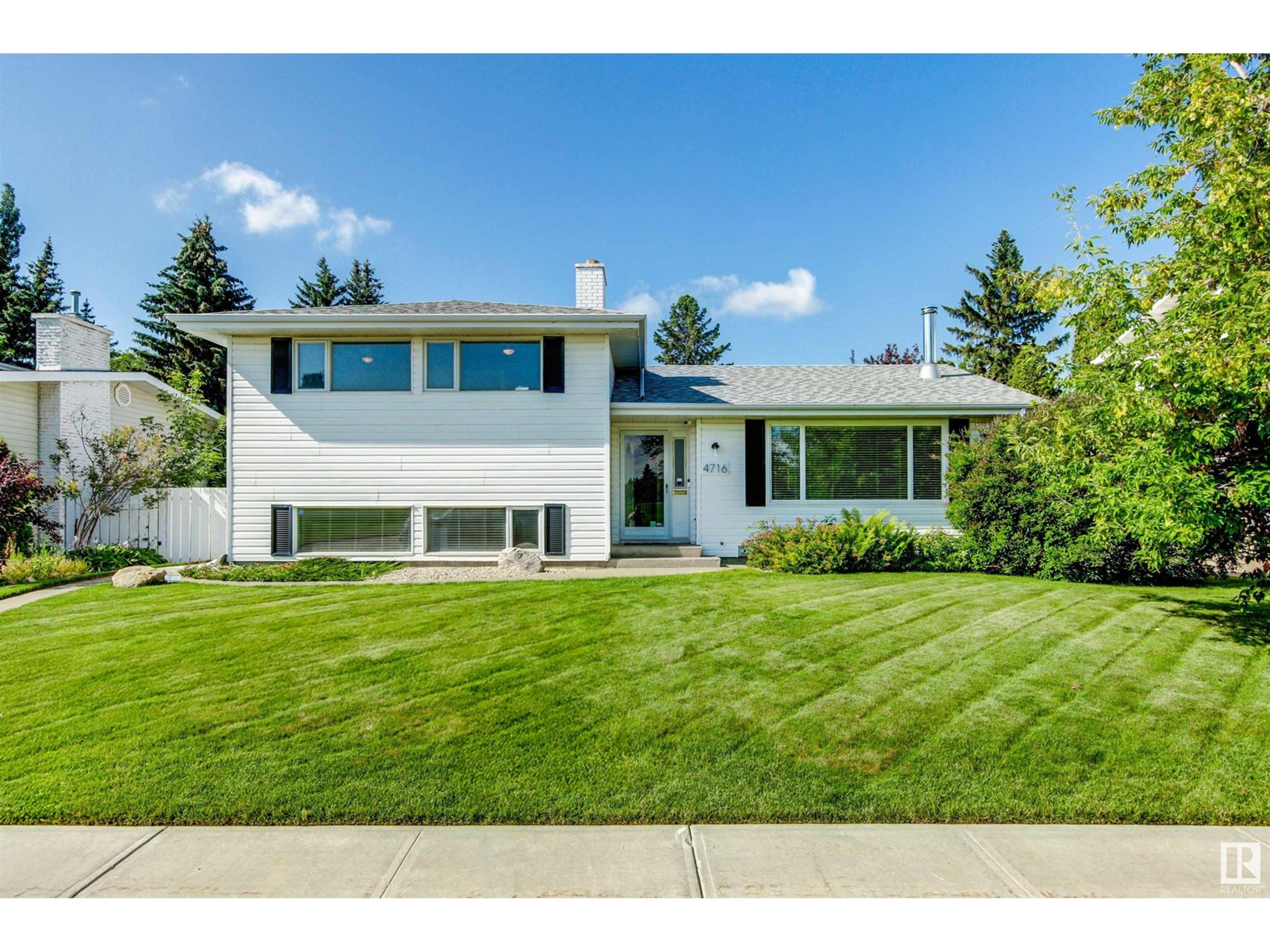 4716 124 ST NW - Image 1