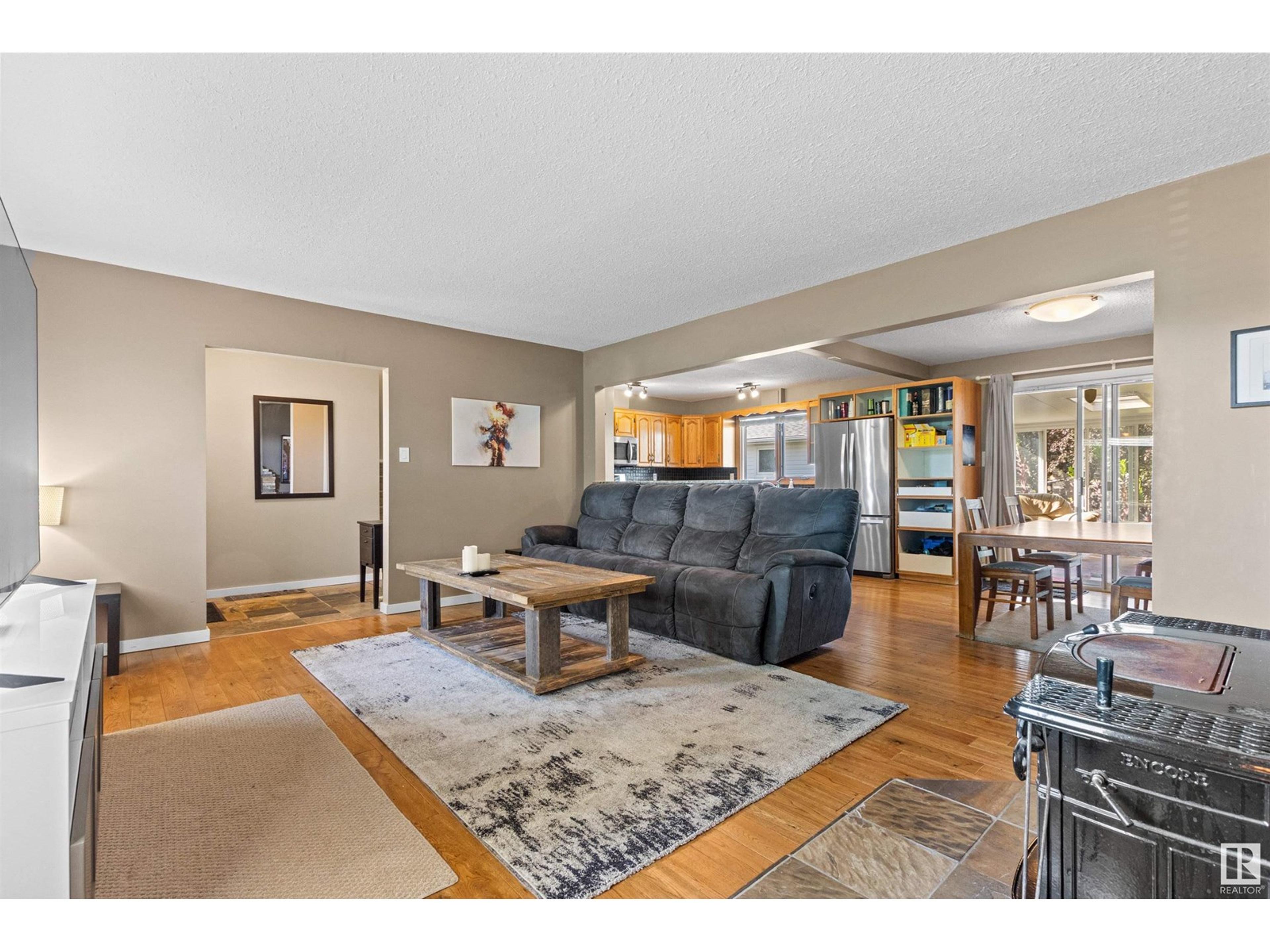 4716 124 ST NW - Image 9