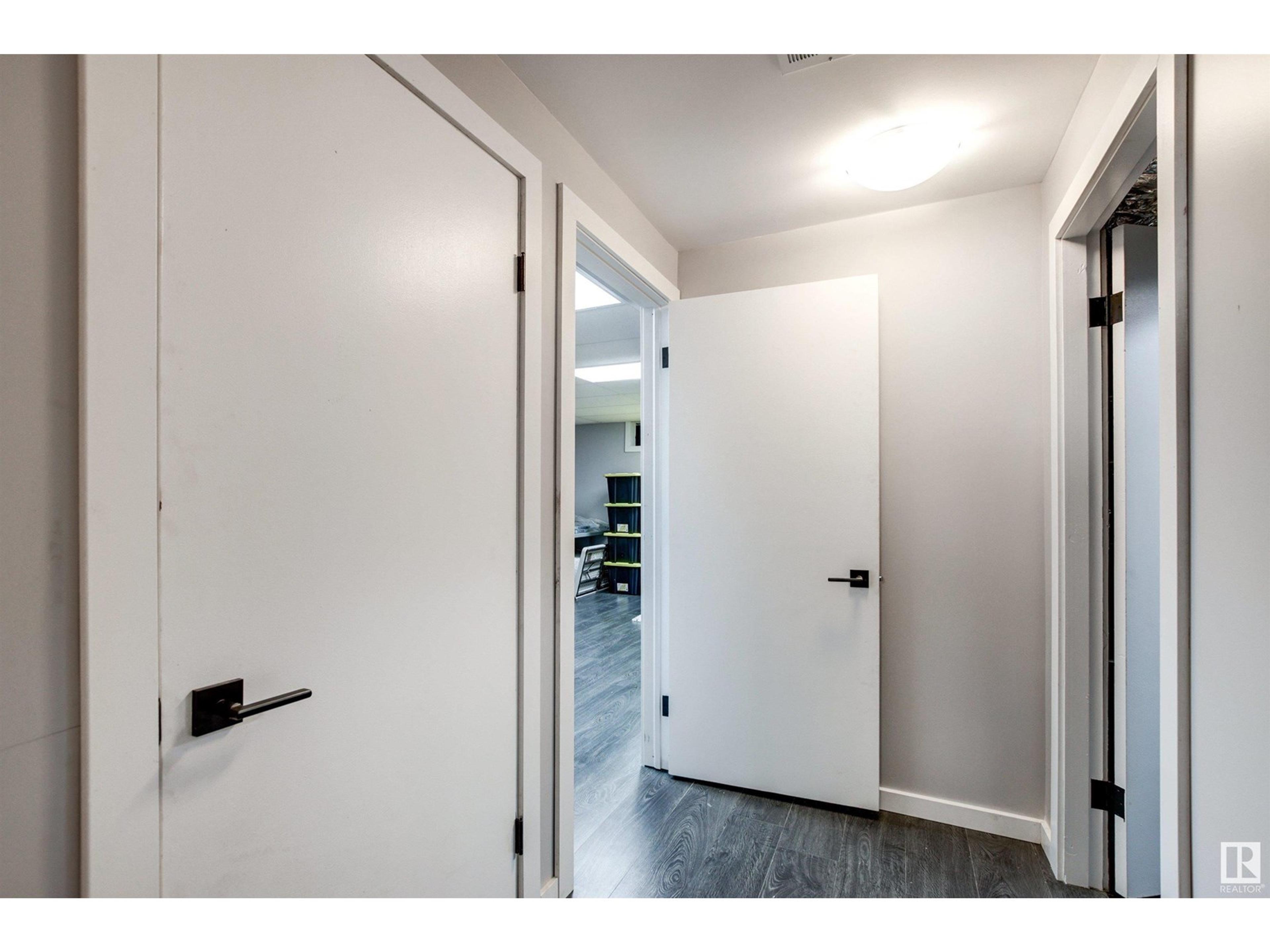 4716 124 ST NW - Image 48