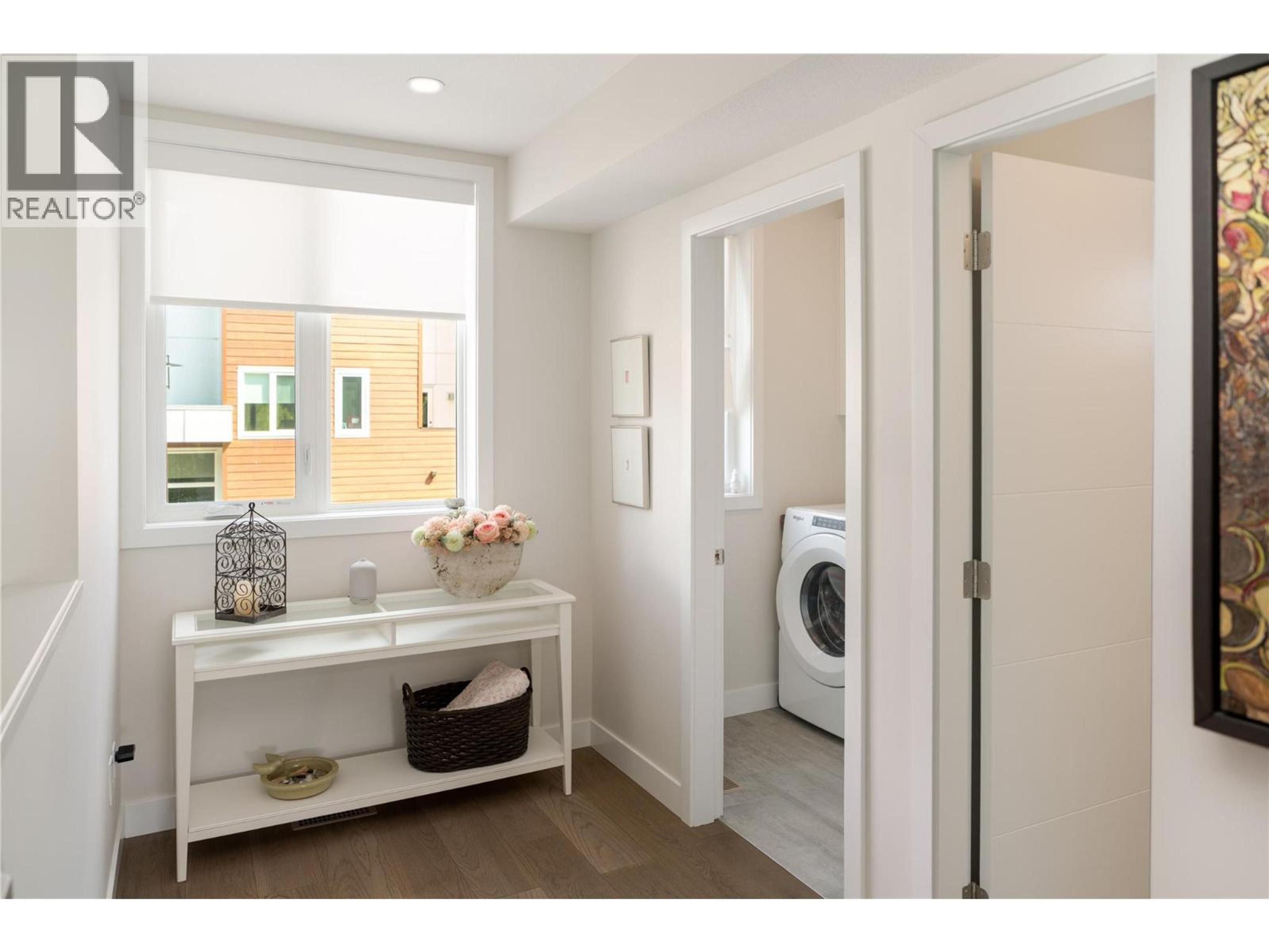 #17 3719 WOODSDALE ROAD - Image 10