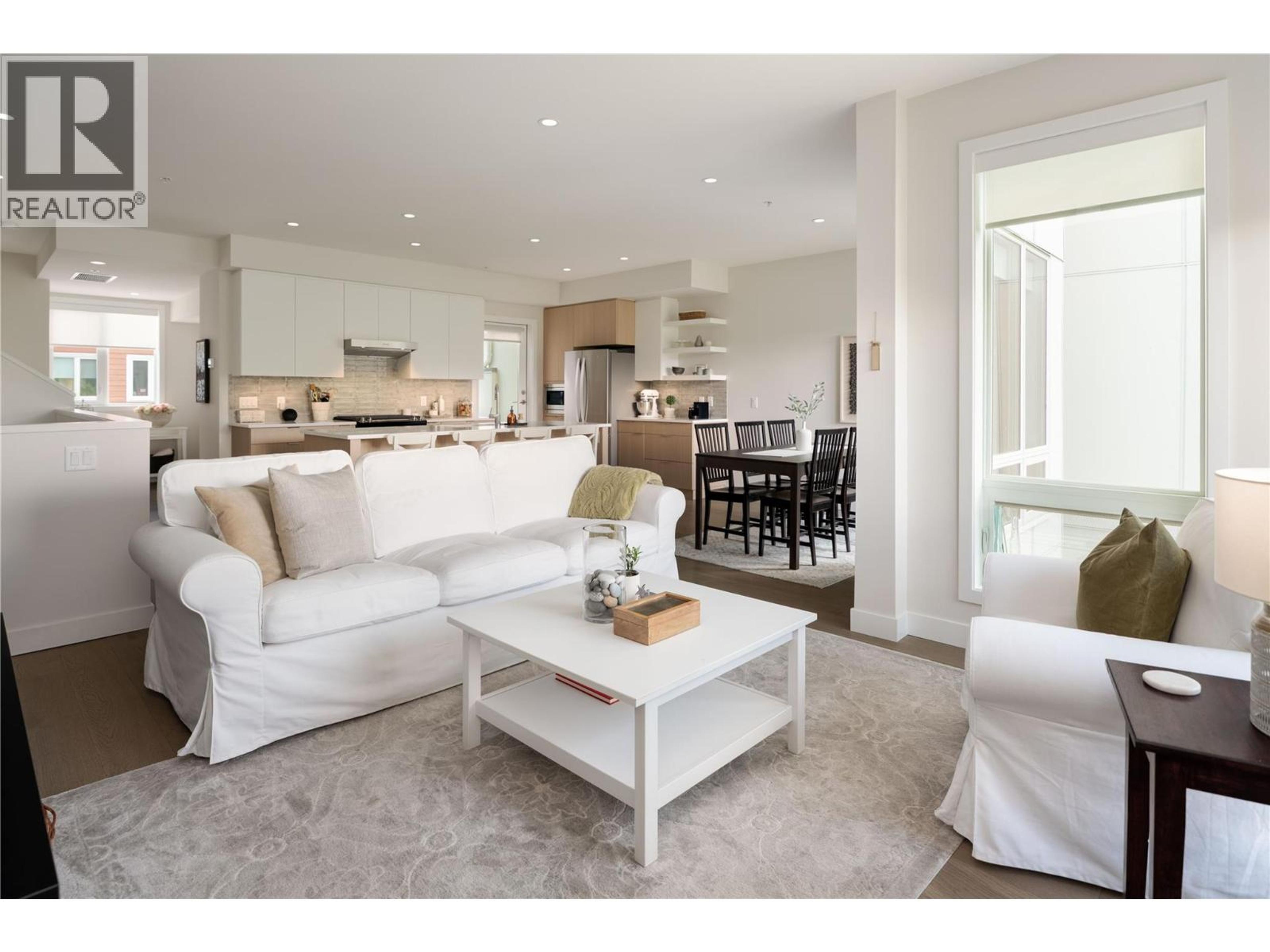 #17 3719 WOODSDALE ROAD - Image 3