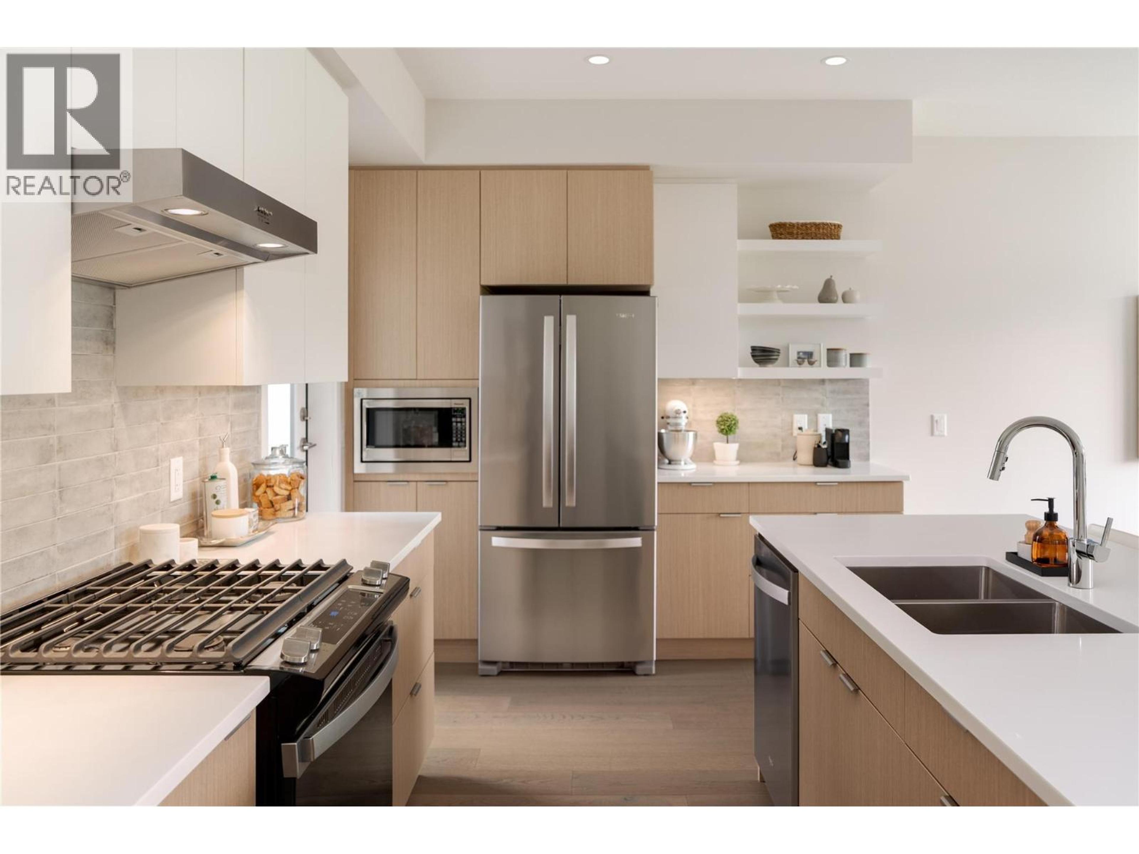 #17 3719 WOODSDALE ROAD - Image 2