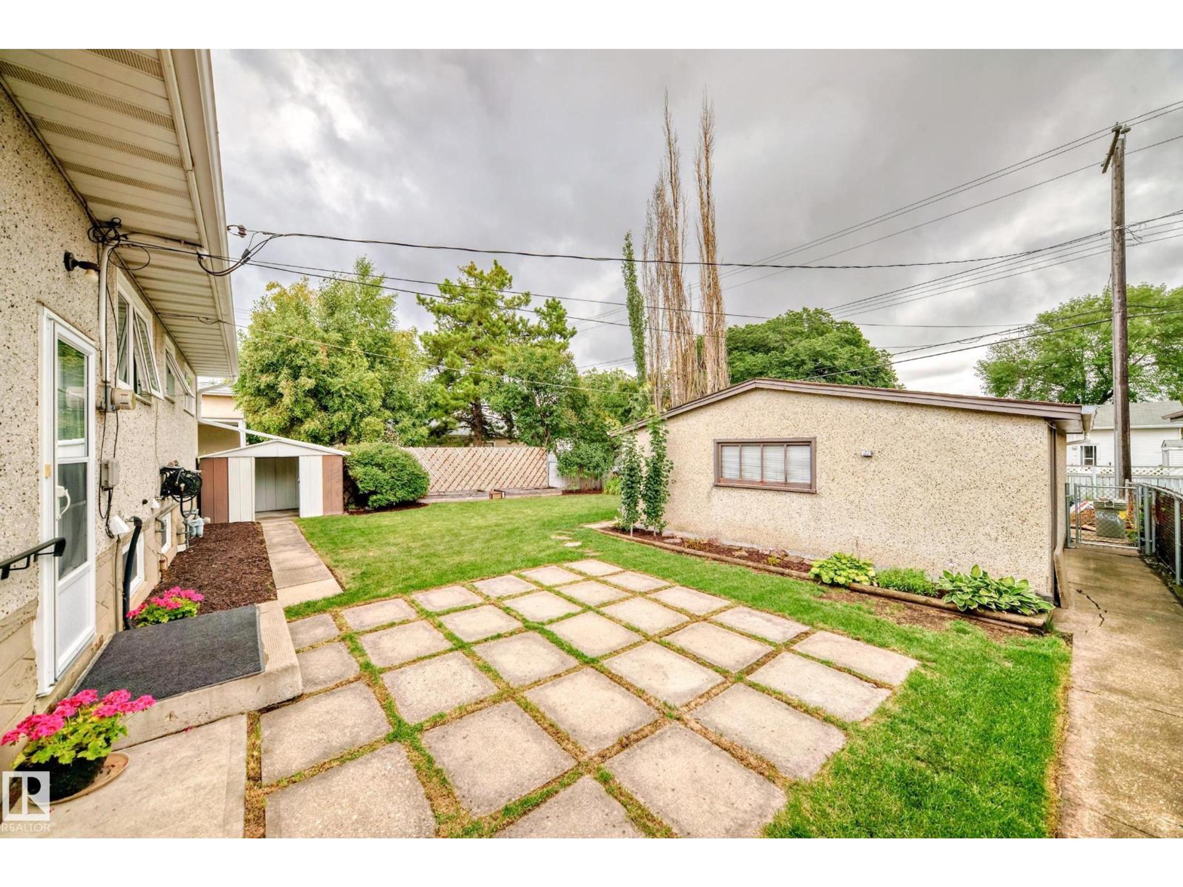 8415 72 ST NW - Image 17