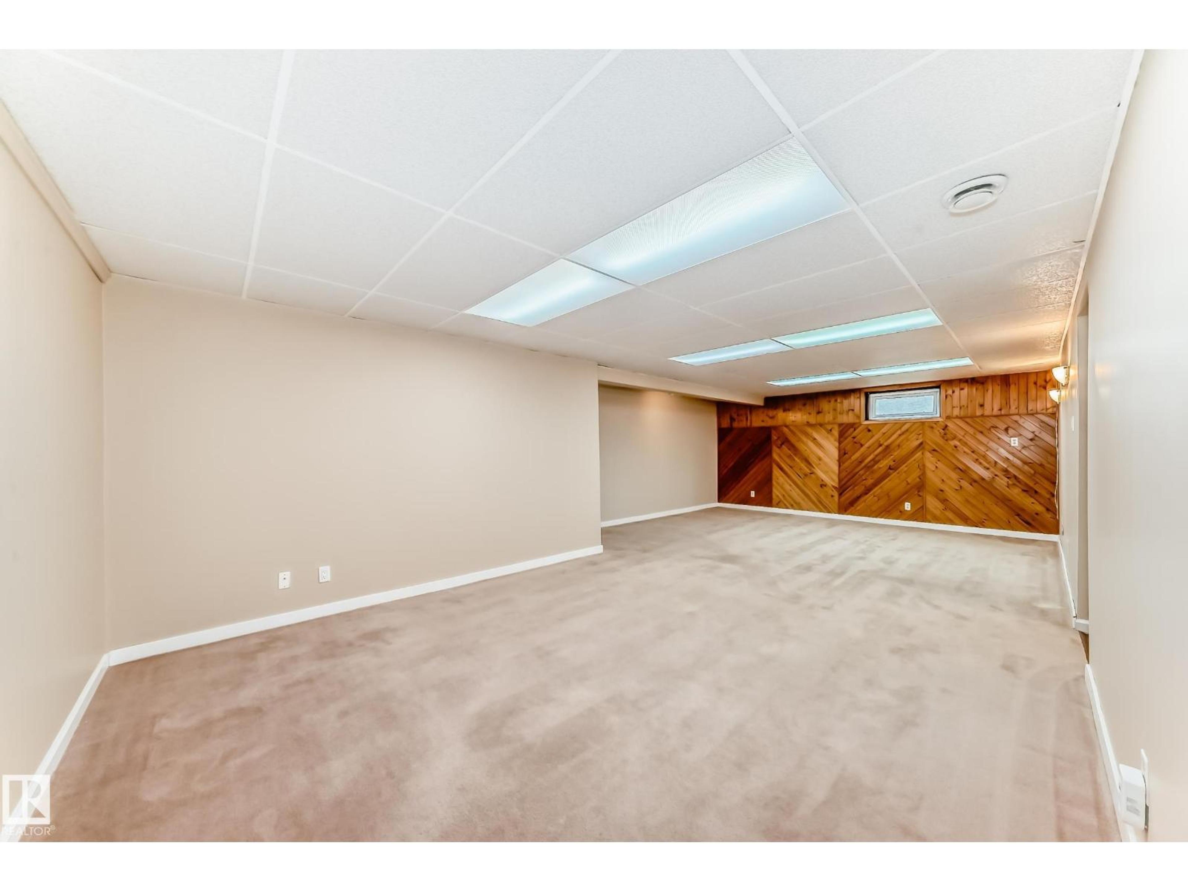 8415 72 ST NW - Image 12