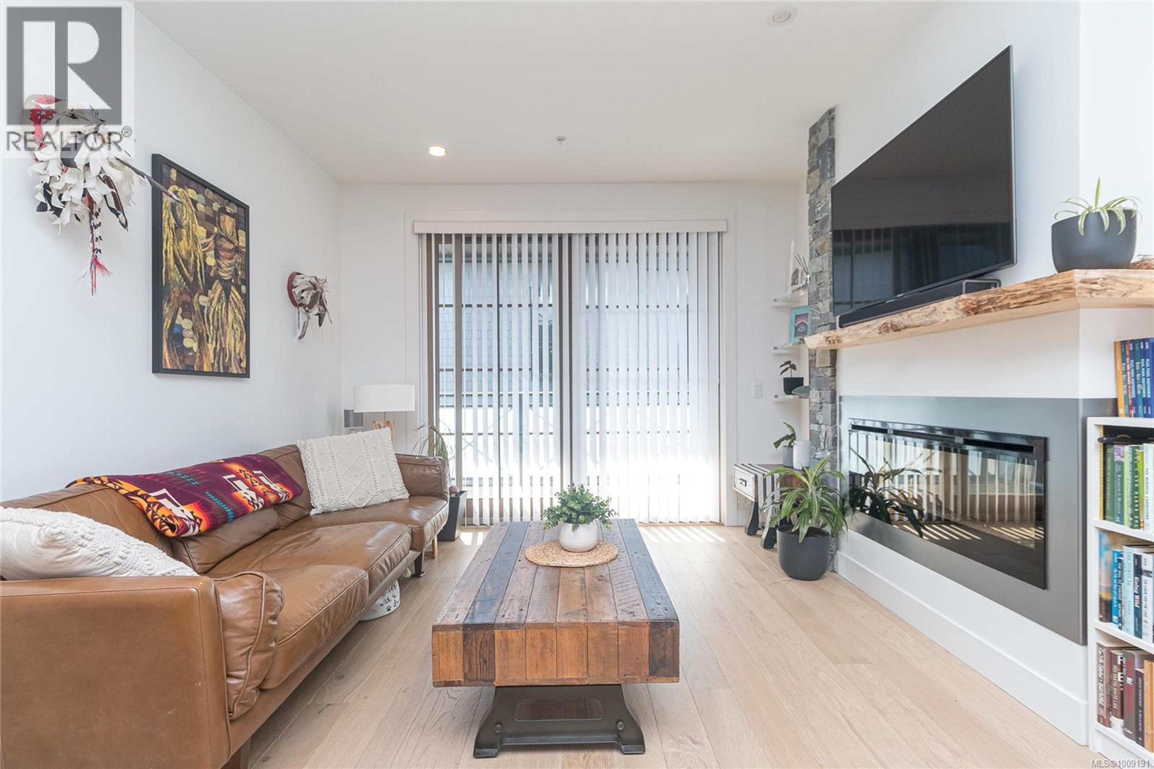 #204 2580 PENRHYN ST - Image 4